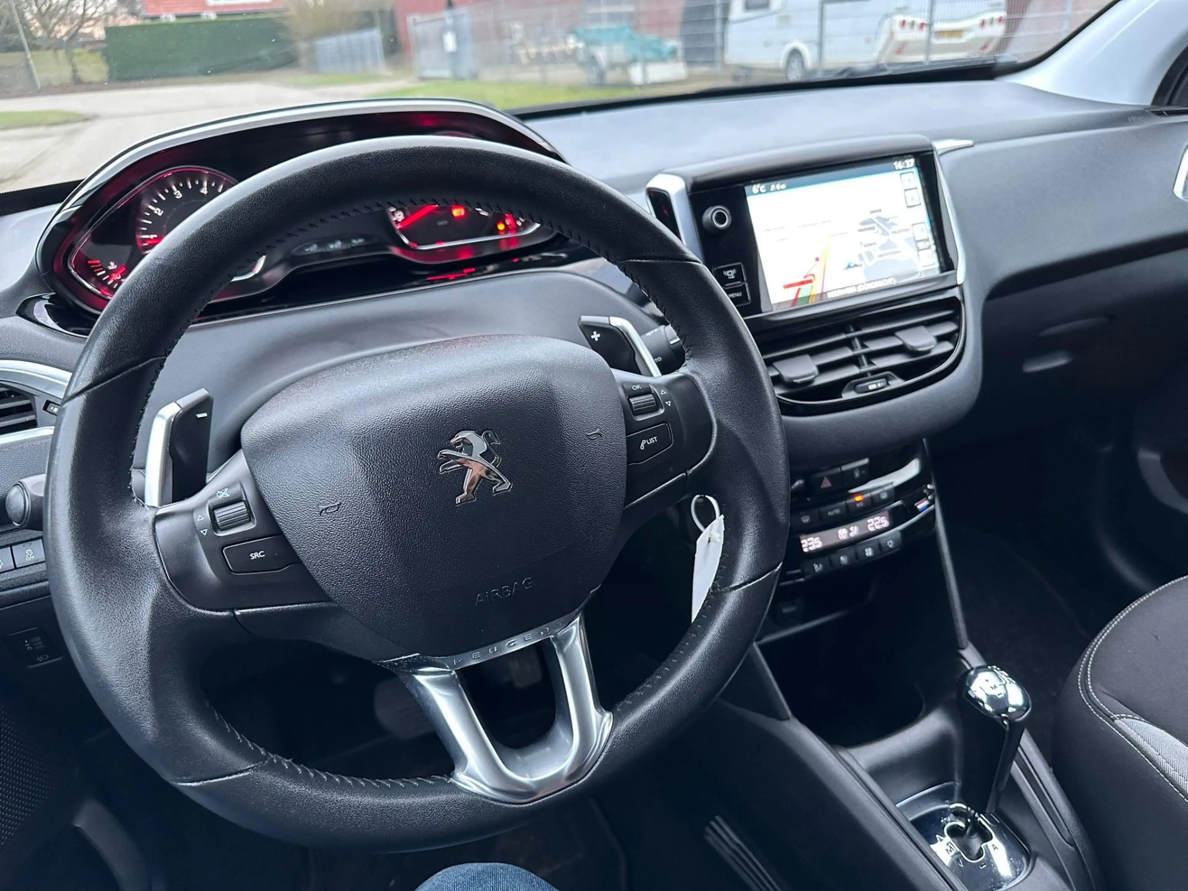 Peugeot 208 1.2 e-VTi Style 5DR*Automaat*Navigatie*Dealer onde — photo 6