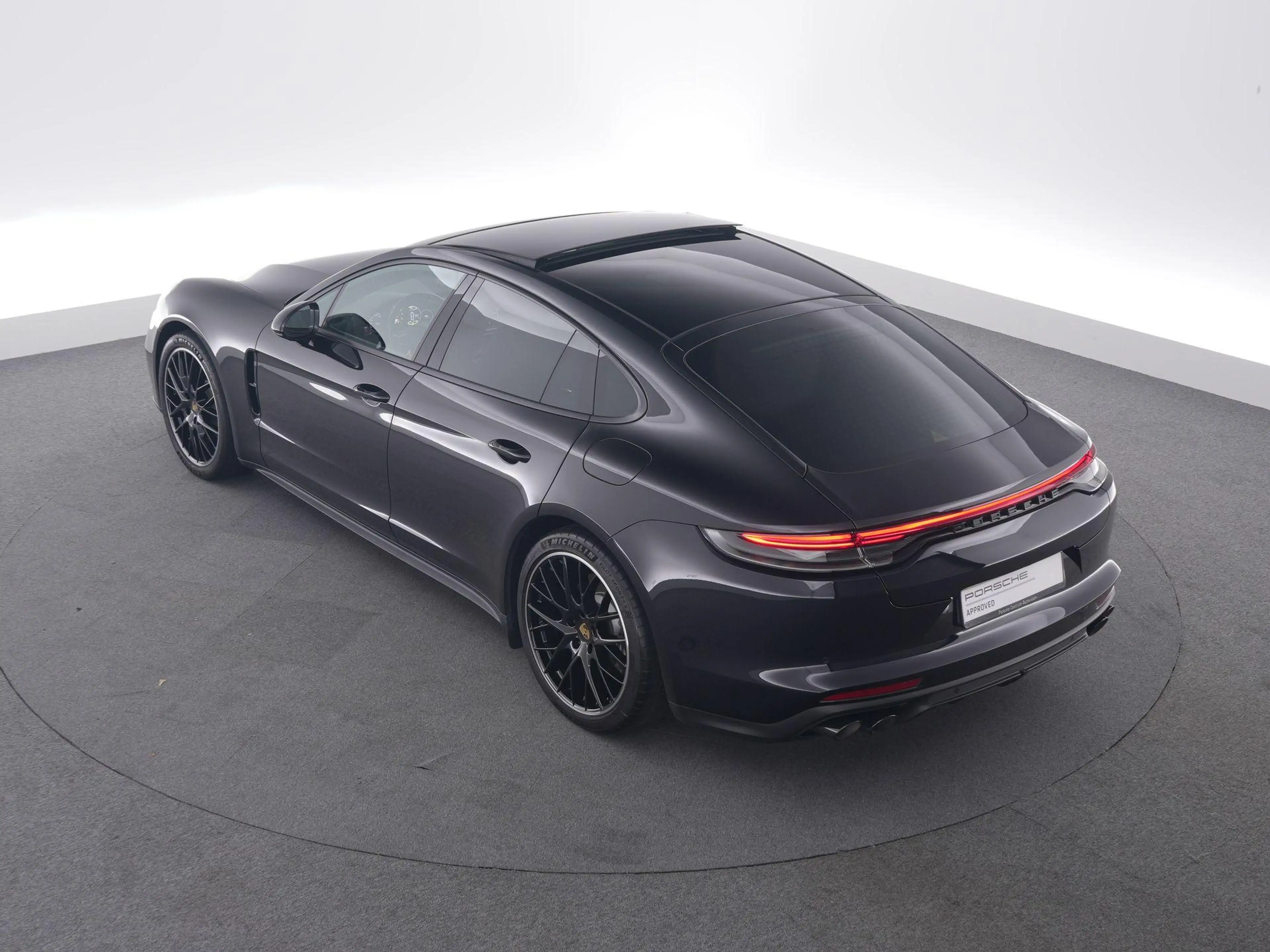 Porsche Panamera 2.9 4 E-Hybrid — photo 10