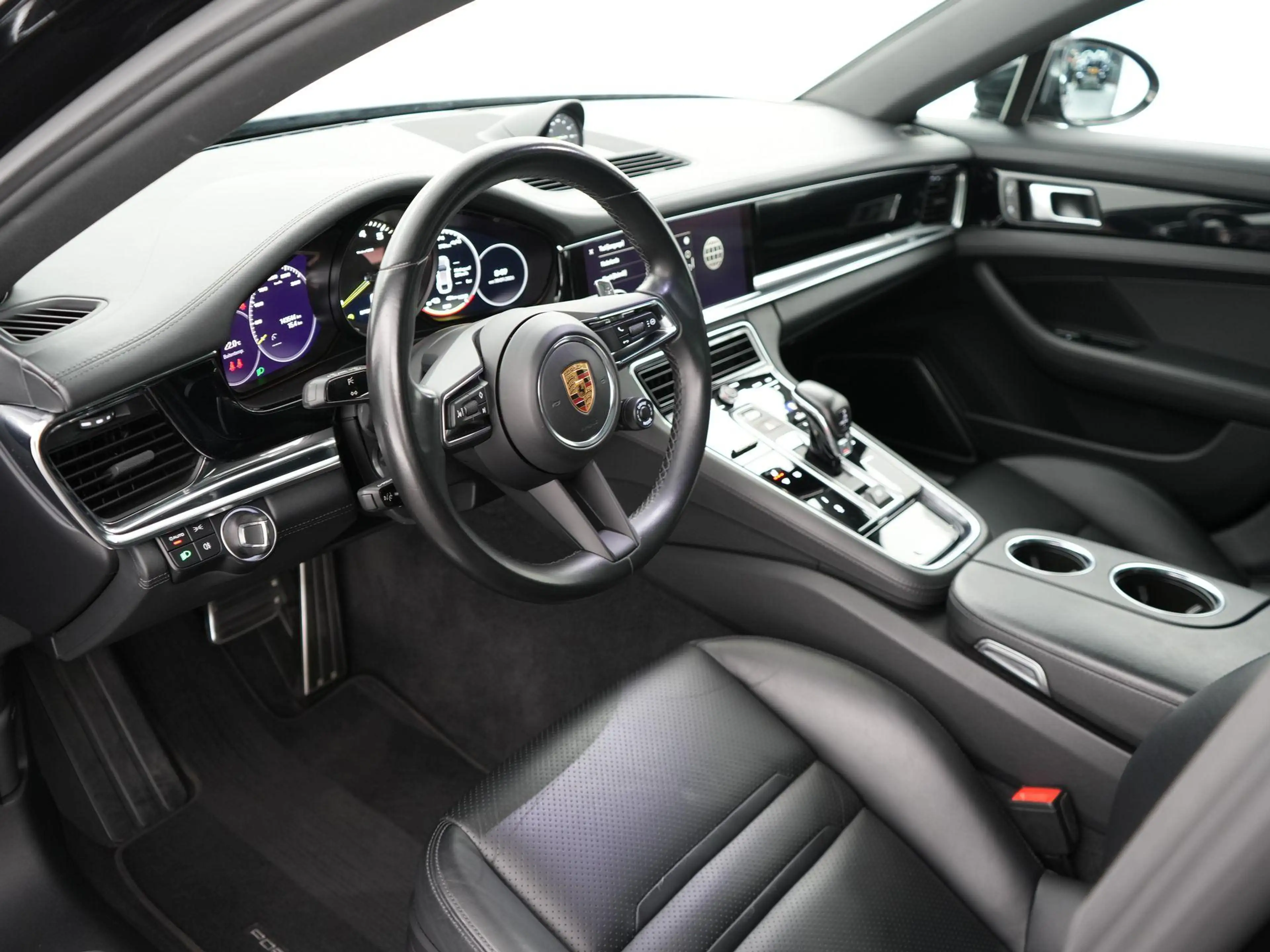 Porsche Panamera 2.9 4 E-Hybrid — photo 11