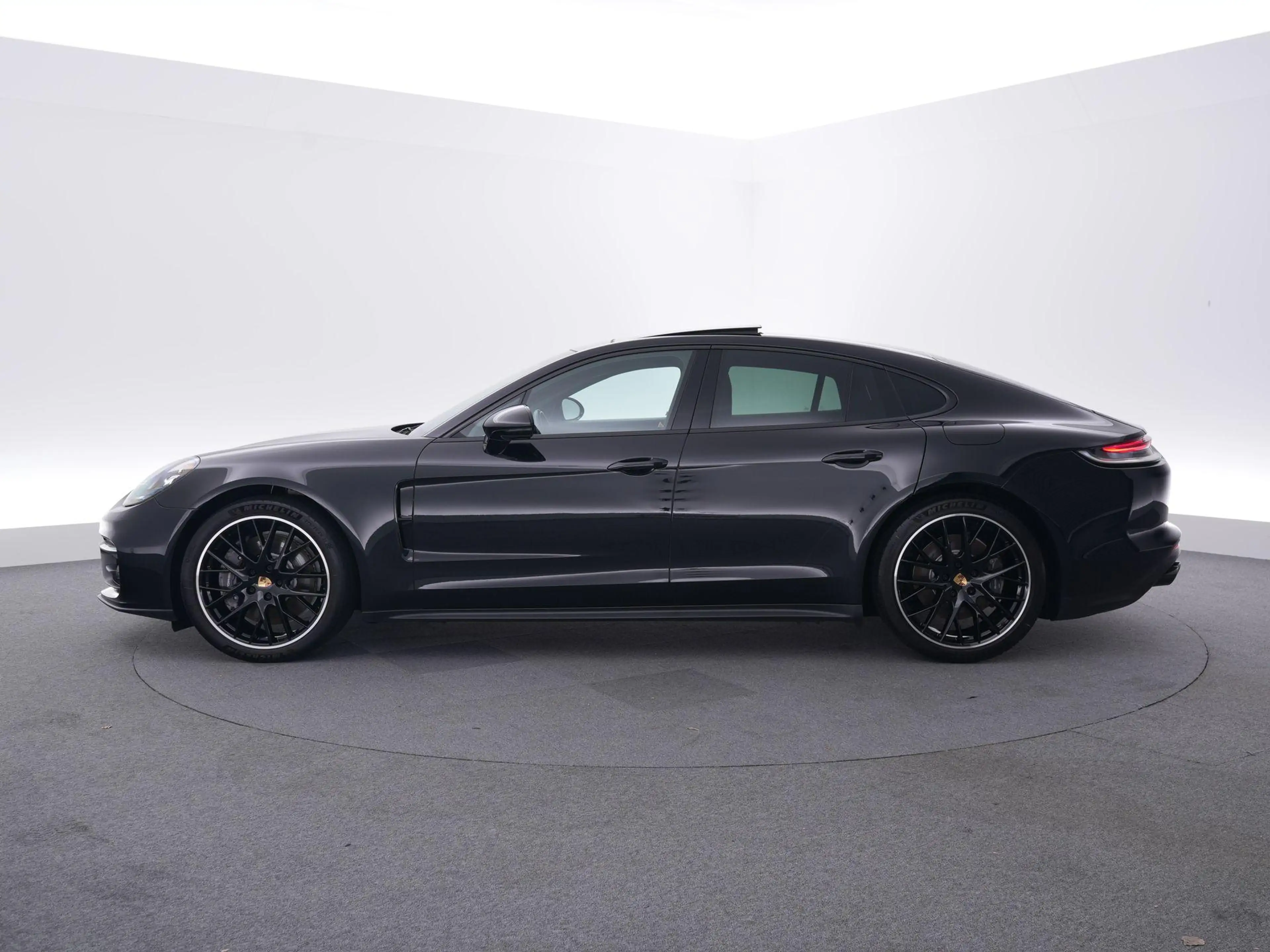 Porsche Panamera 2.9 4 E-Hybrid — photo 2