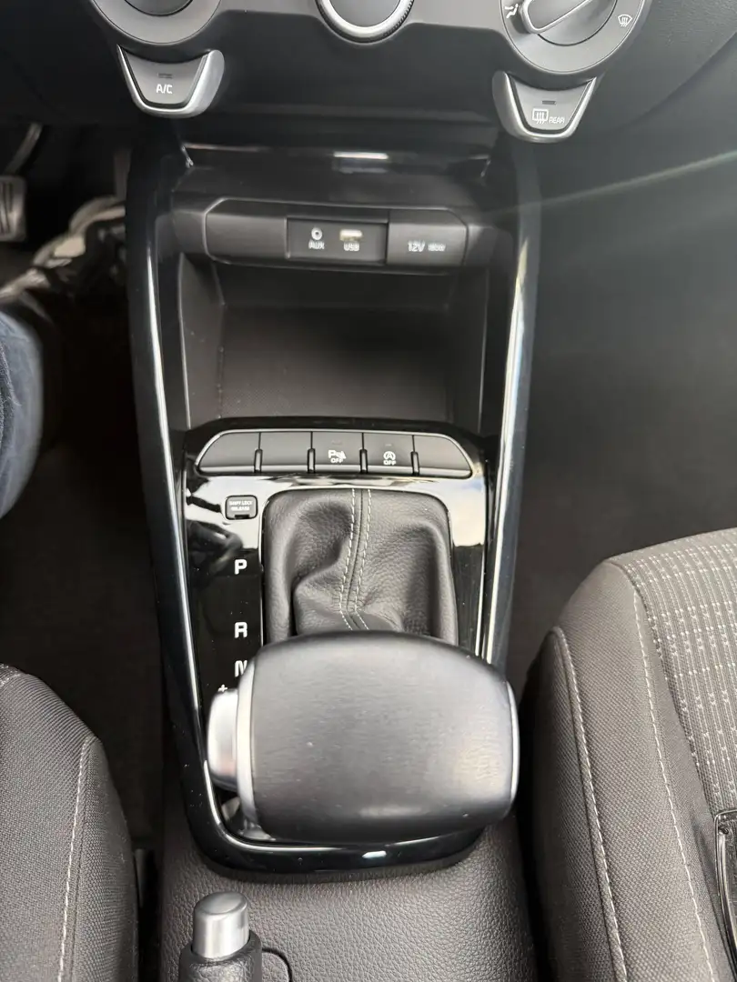 Kia Stonic 1.0 T-GDi 120ch ISG Active Business DCT7 Blau - 2