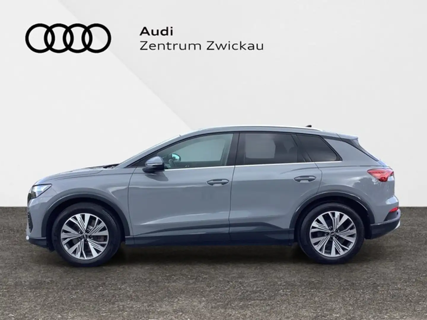 Audi Q4 e-tron 40 Basis LED Scheinwerfer, Navi Grau - 2