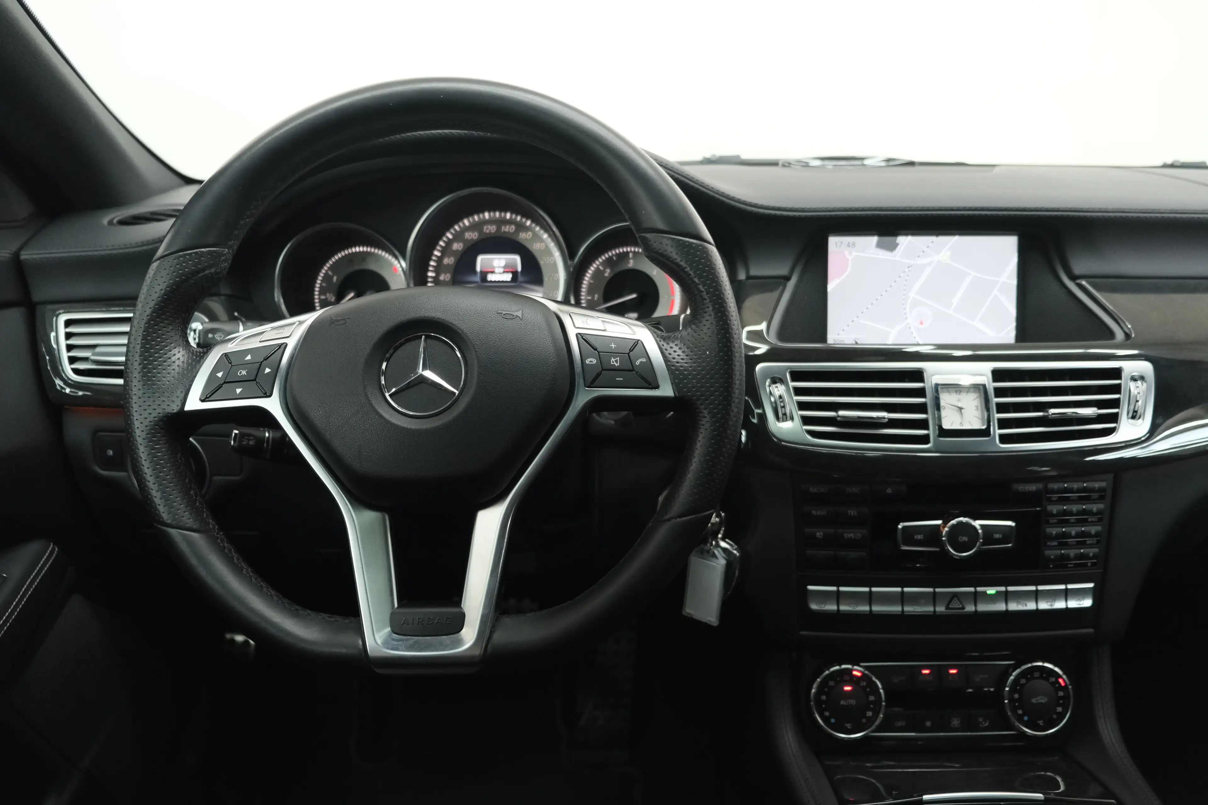 Mercedes-Benz CLS 350 CLS 350 CDI Shooting Brake 4M | AMG Line | TV — photo 12