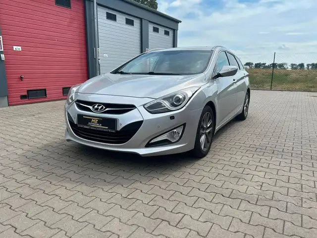 Hyundai i40 cw 1.7 CRDi 136 PS A/T Classic,KAM,NAVI
