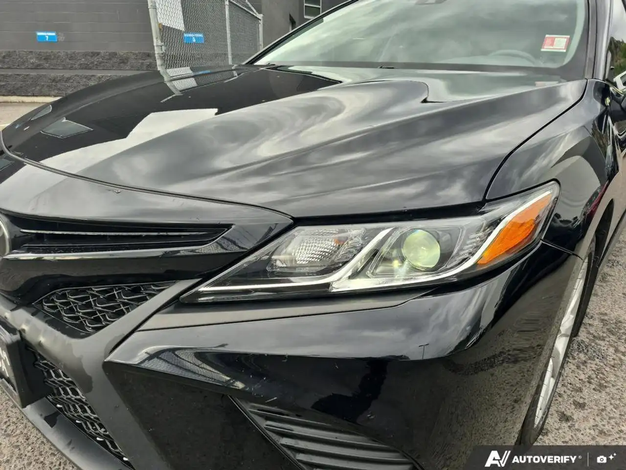 Toyota Camry снимка Toyota Camry
