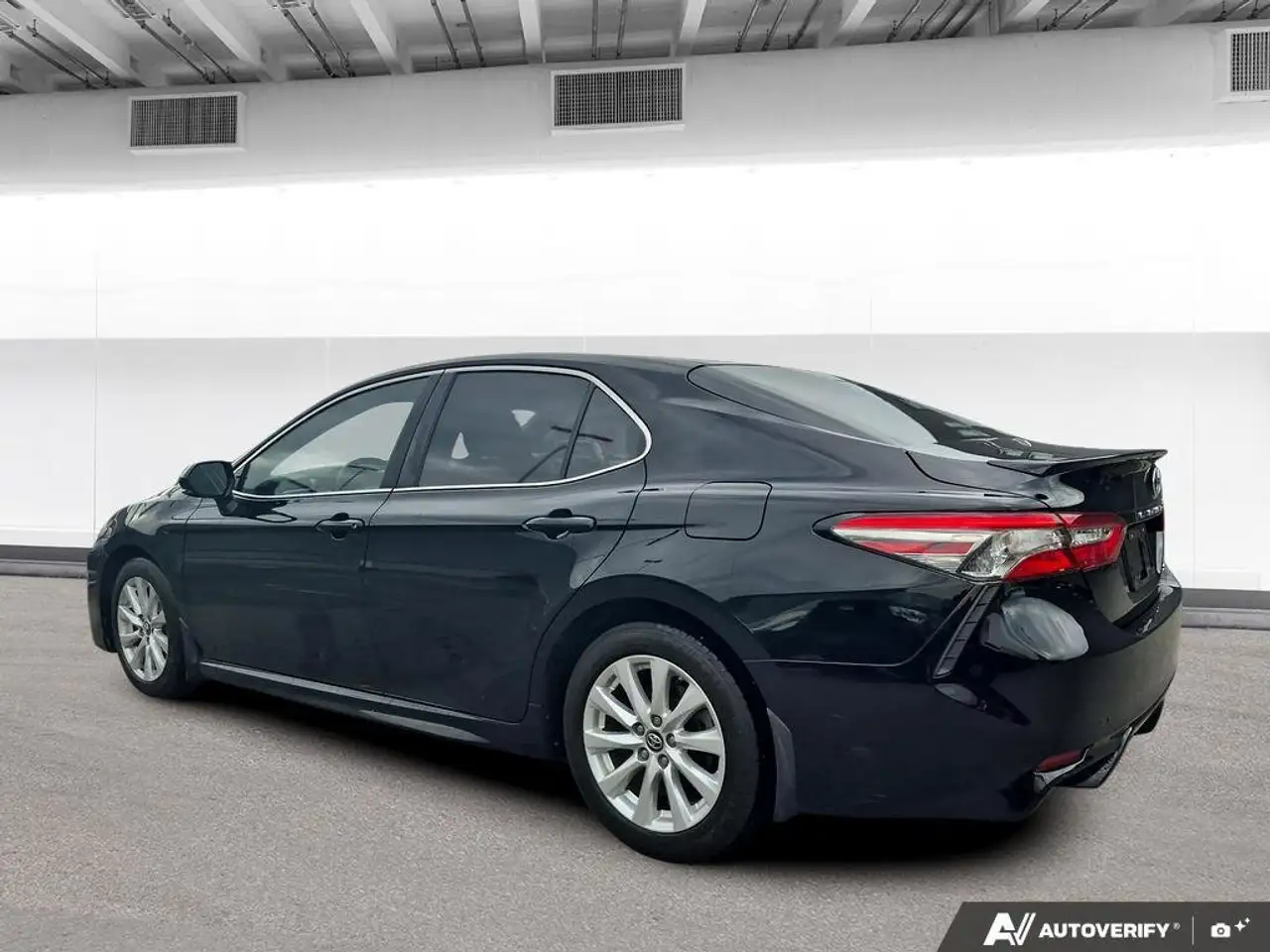 Toyota Camry снимка Toyota Camry