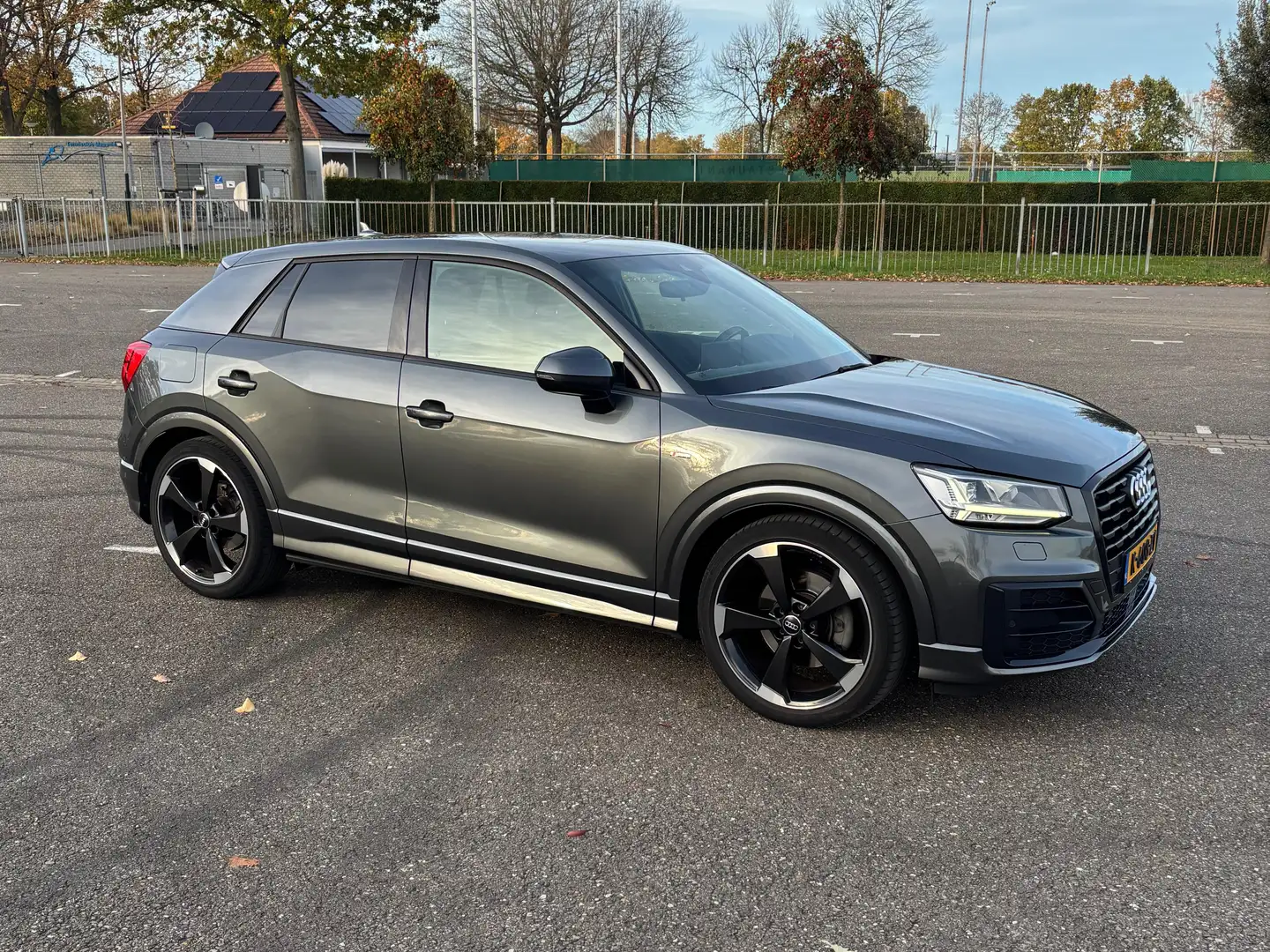 Audi Q2 Q2 1.4 TFSI CoD L. Edition Сірий - 2