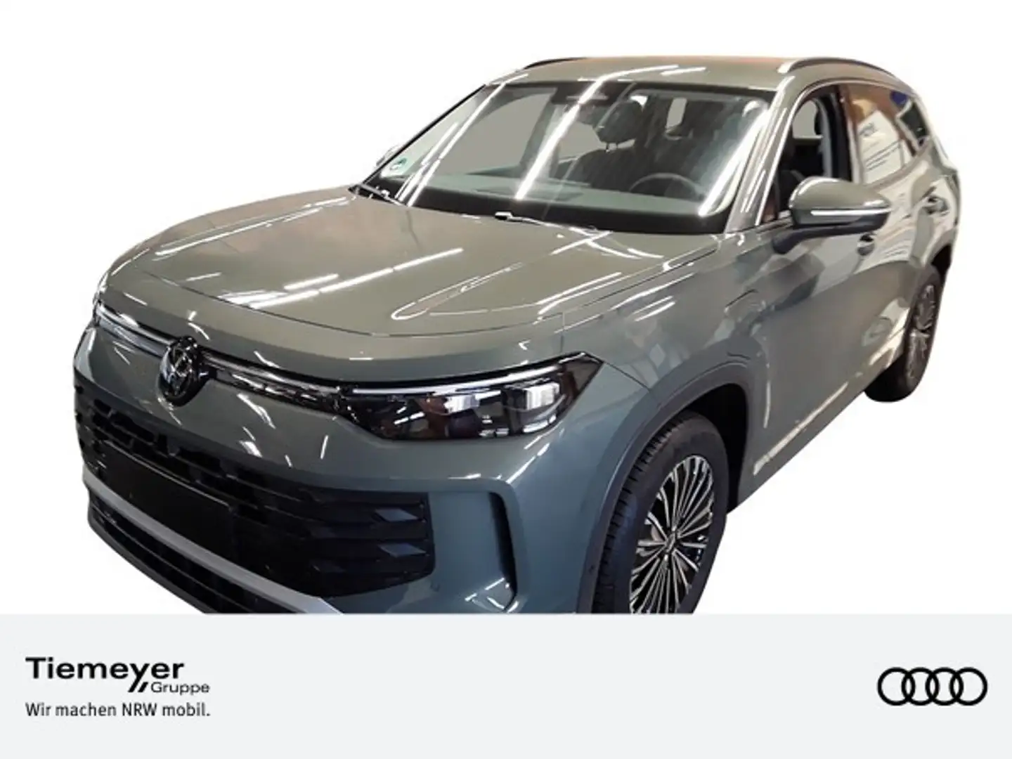 Volkswagen Tayron 1.5 TSI eHYBRID LIFE AHK KAMERA LM18 SITZ Grün - 1