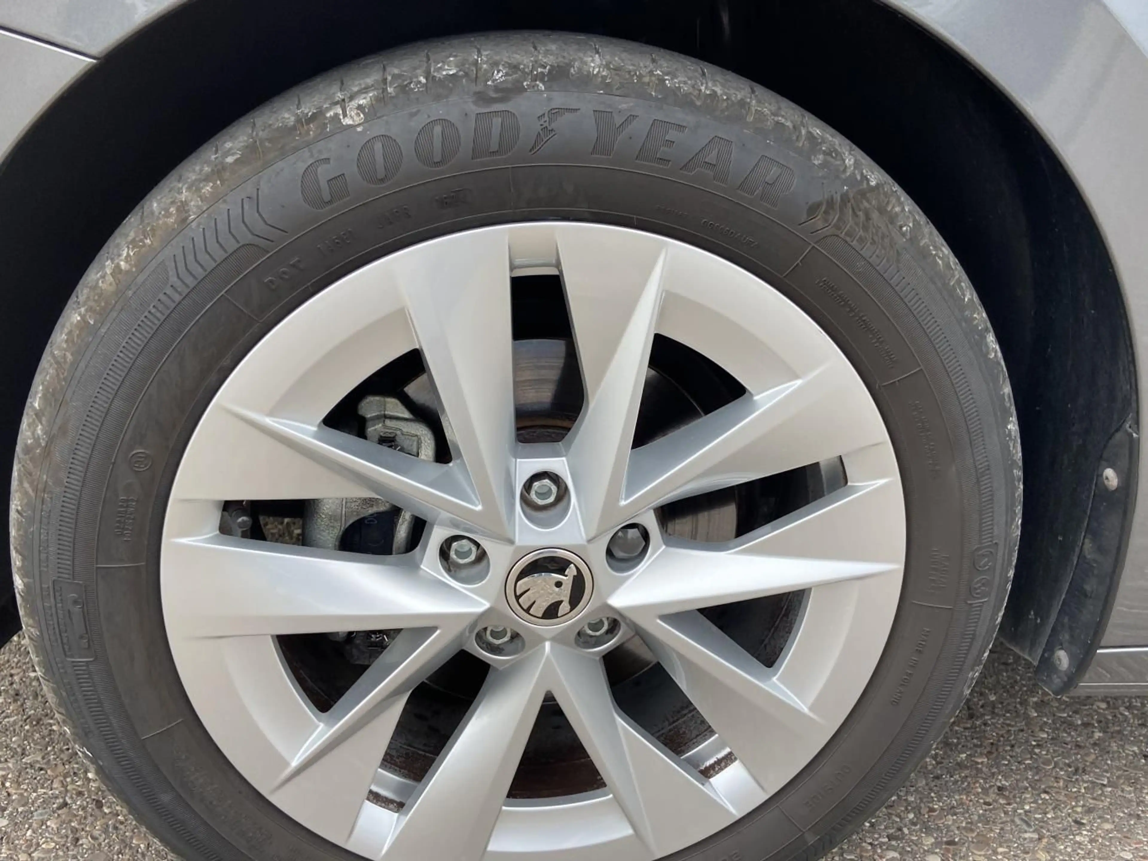 Skoda Octavia Combi 1.5 eTSI DSG Style HEAD-UP+SMART-L — photo 8