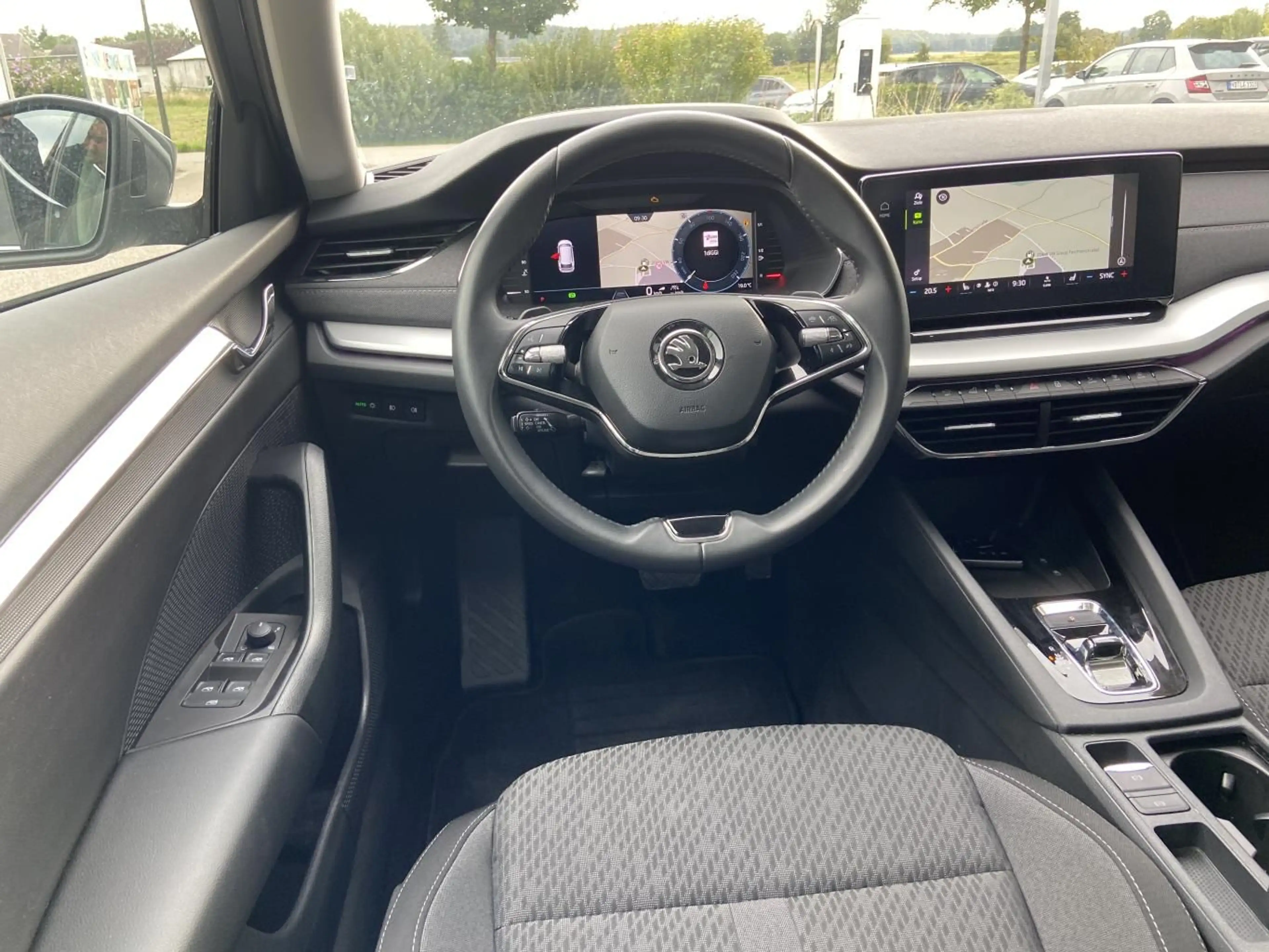 Skoda Octavia Combi 1.5 eTSI DSG Style HEAD-UP+SMART-L — photo 9