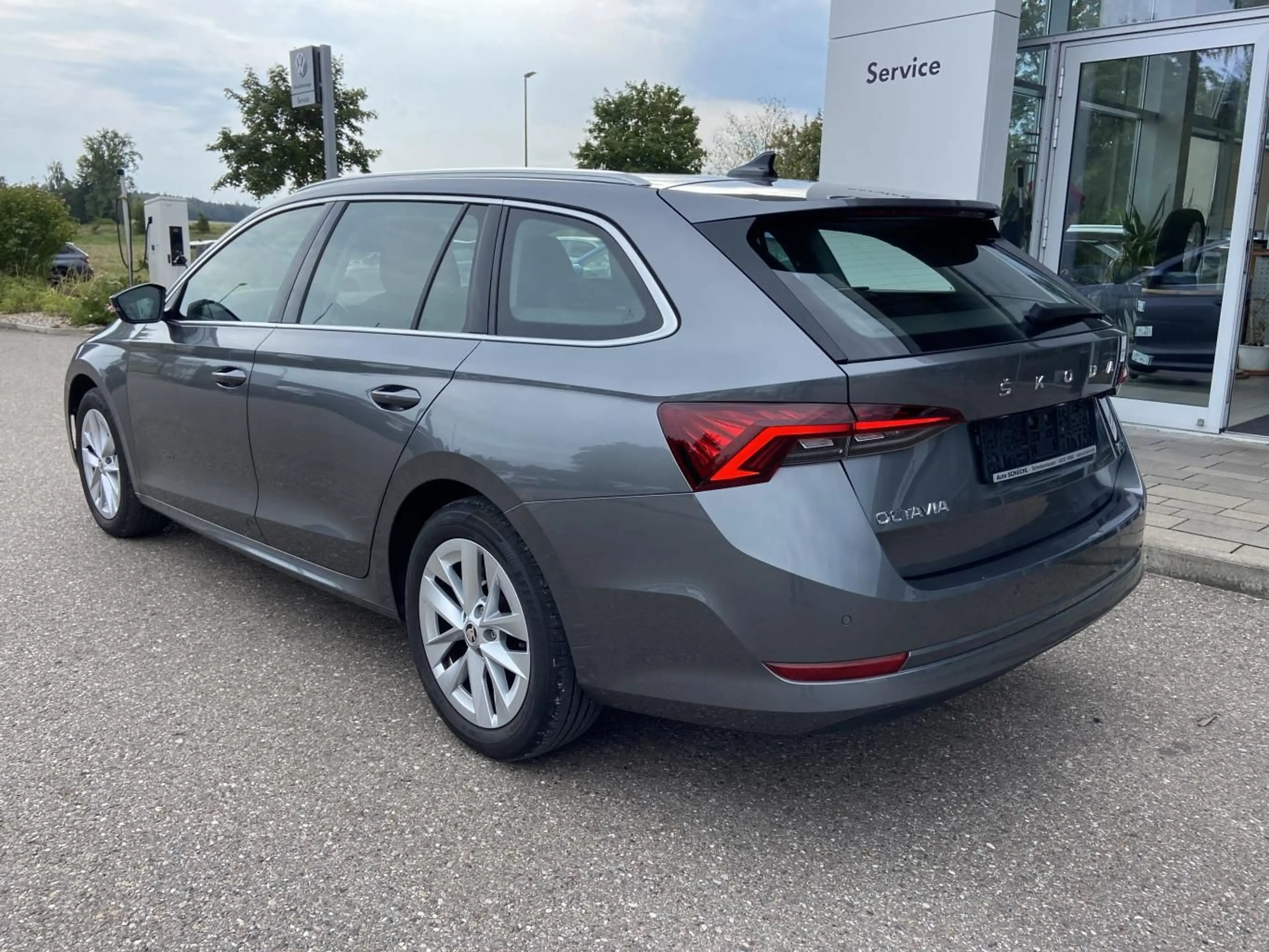 Skoda Octavia Combi 1.5 eTSI DSG Style HEAD-UP+SMART-L — photo 3
