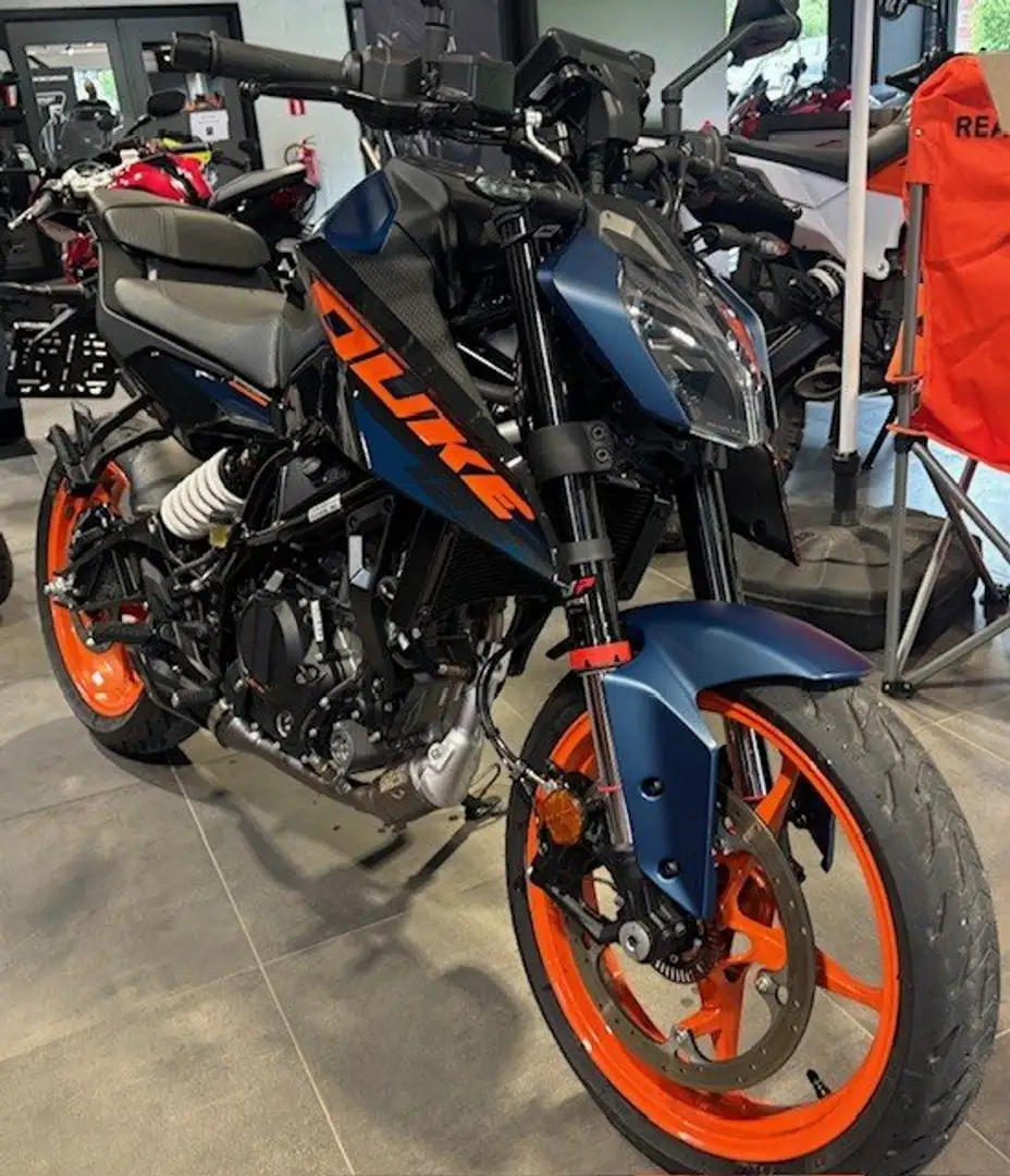 KTM 125 Duke Azul - 1