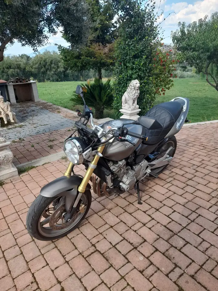 Honda CB 600