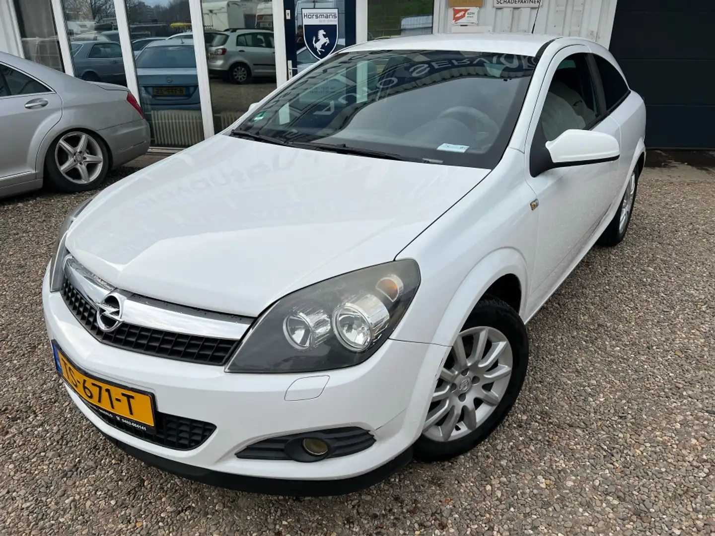 Opel Astra GTC 1.4 Business Blanco - 1