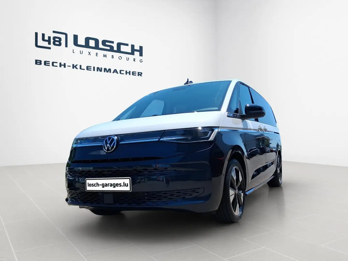Volkswagen T7 Multivan Style Blauw - 1