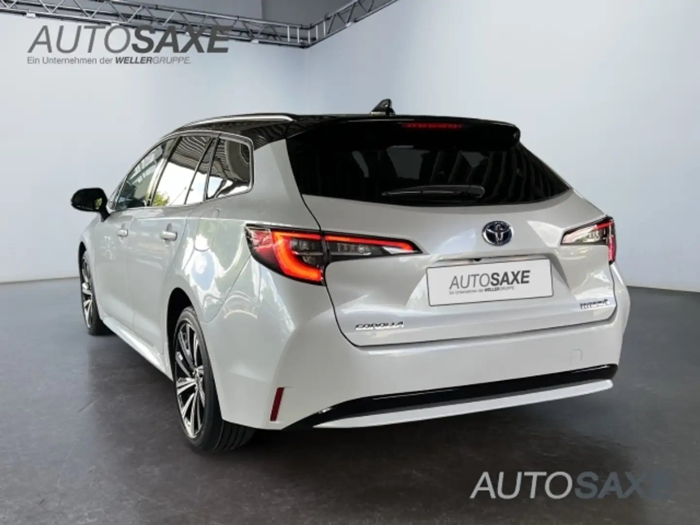 Toyota Corolla 1.8 Hybrid TS Team D *LED*Navi*CarPlay* White - 2