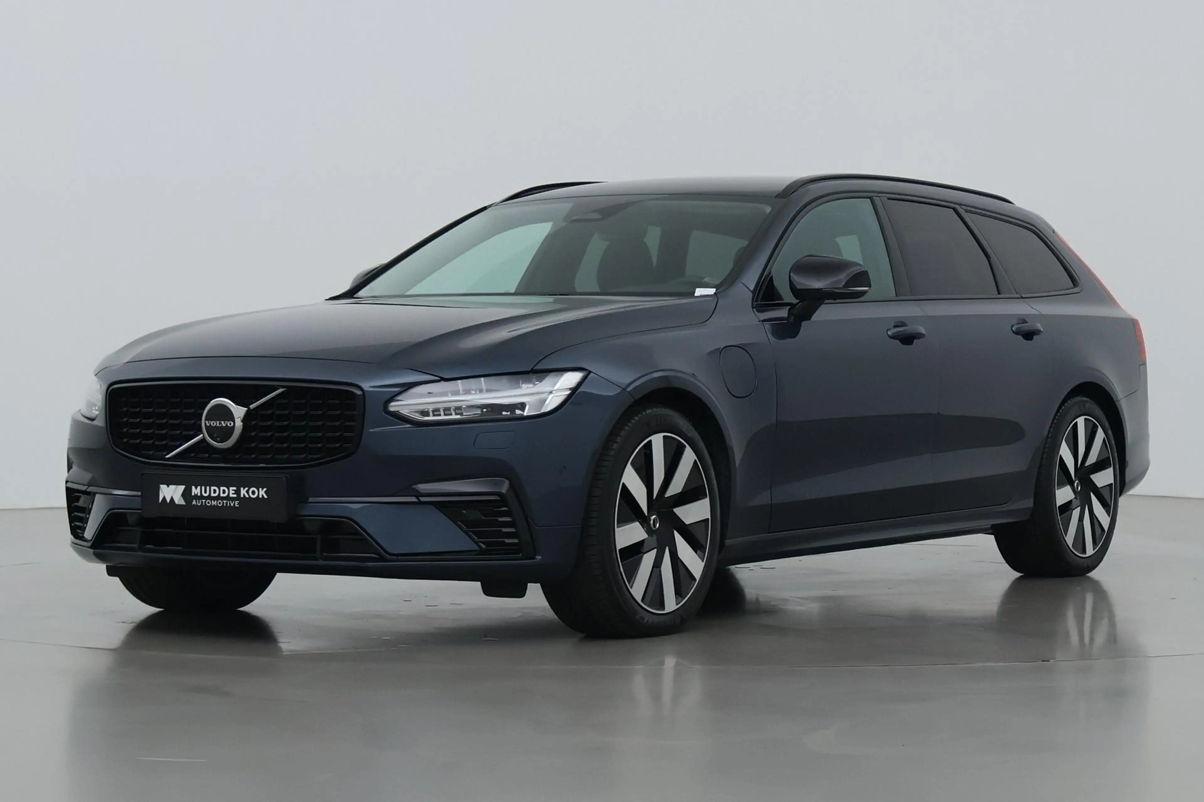 Volvo V90 T8 Plus Dark | Harman/Kardon | BLIS | Verwarmde Ac — photo 8