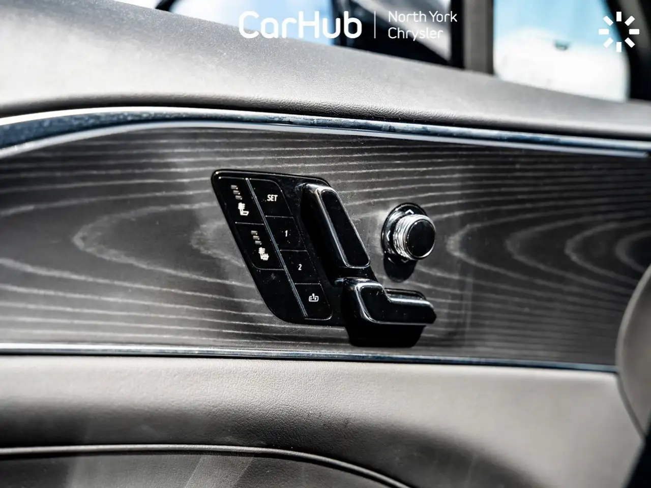 Cadillac Lyriq photo Cadillac Lyriq