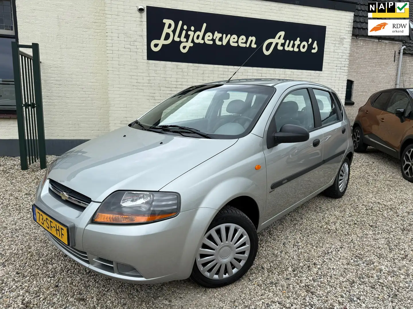 Chevrolet Kalos 1.2 Spirit 77.000KM | 5Deurs | Trekhaak | Nieuwe A Grau - 1