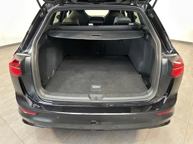 Volkswagen Golf view 8