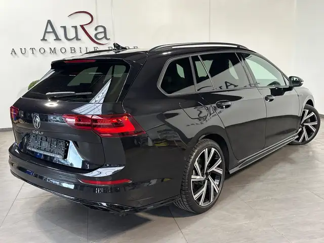 Volkswagen Golf view 4