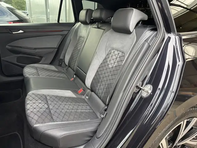 Volkswagen Golf view 11