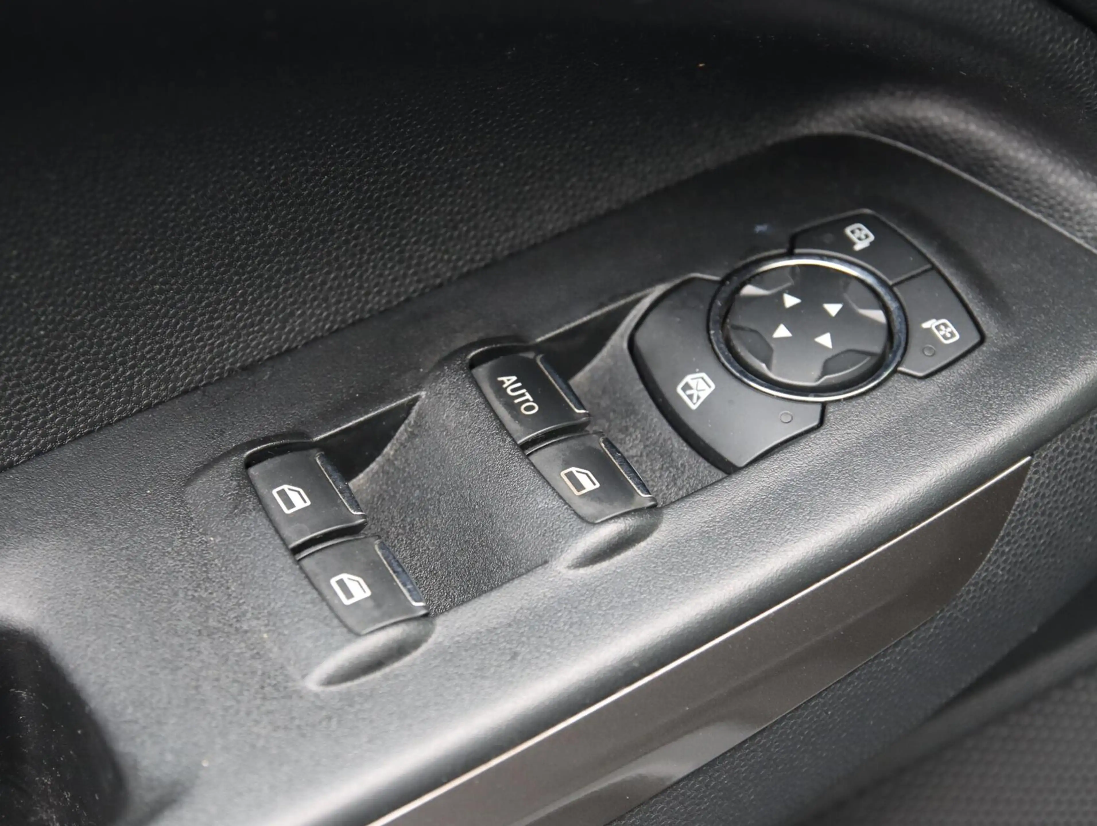 Ford EcoSport 1.0 EcoBoost Connected | BTW auto — photo 31