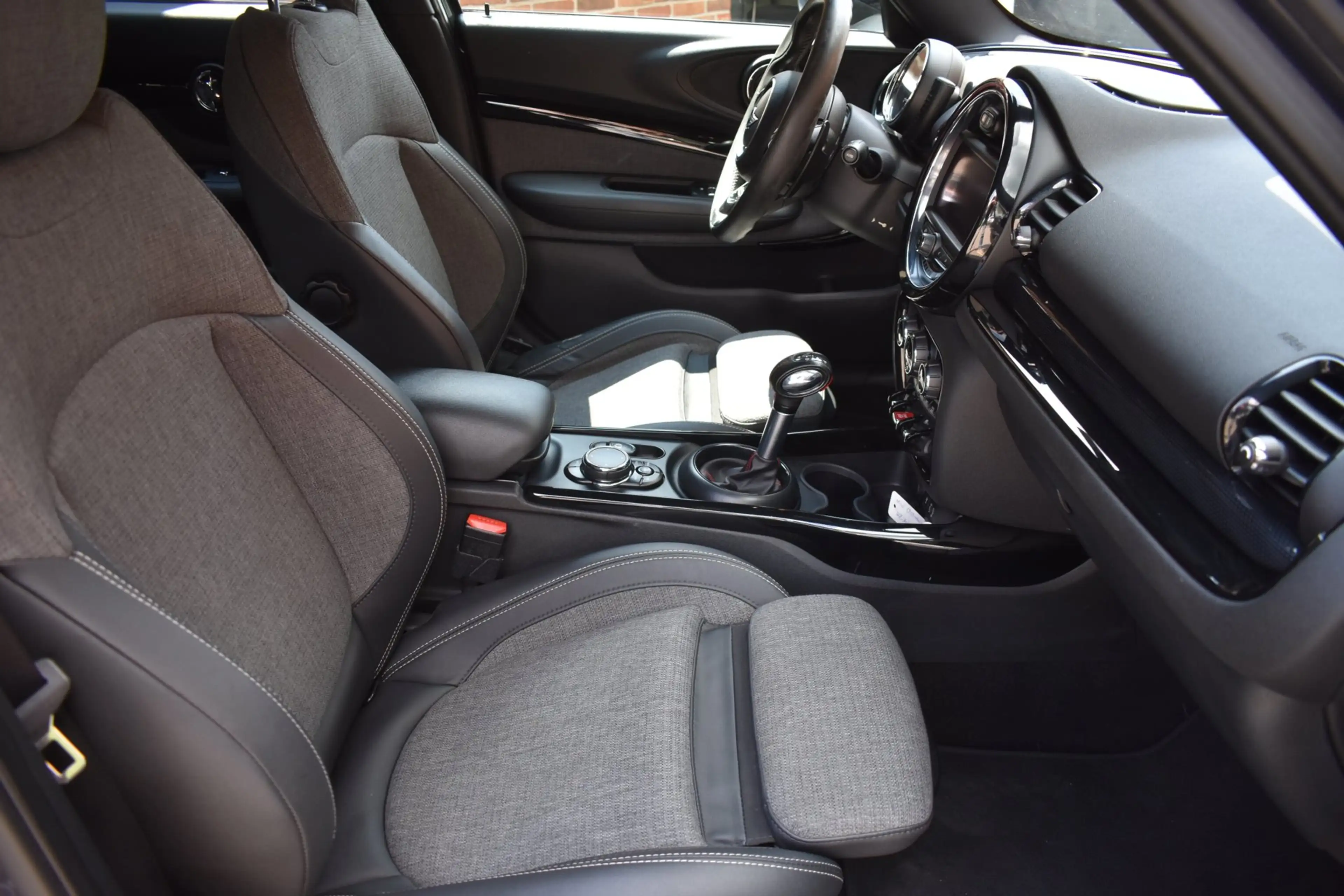 MINI Cooper S Clubman 2.0 '16 Clima Navi Cruise LED Inruil mogelijk — photo 4