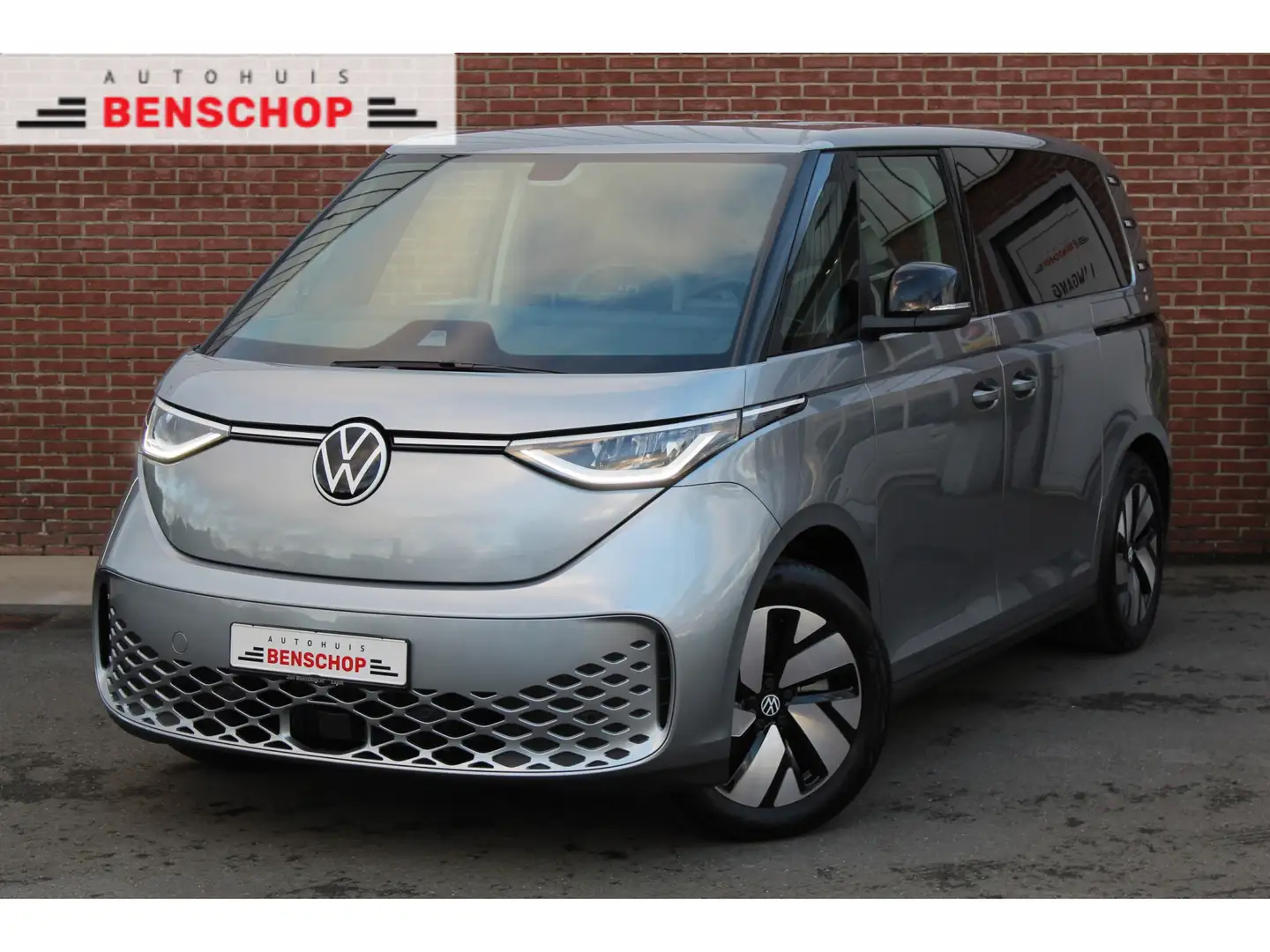 Volkswagen ID. Buzz Pro 77kWh 5 zitplaatsen |INCL.BTW|19inch|LED| Zilver - 1