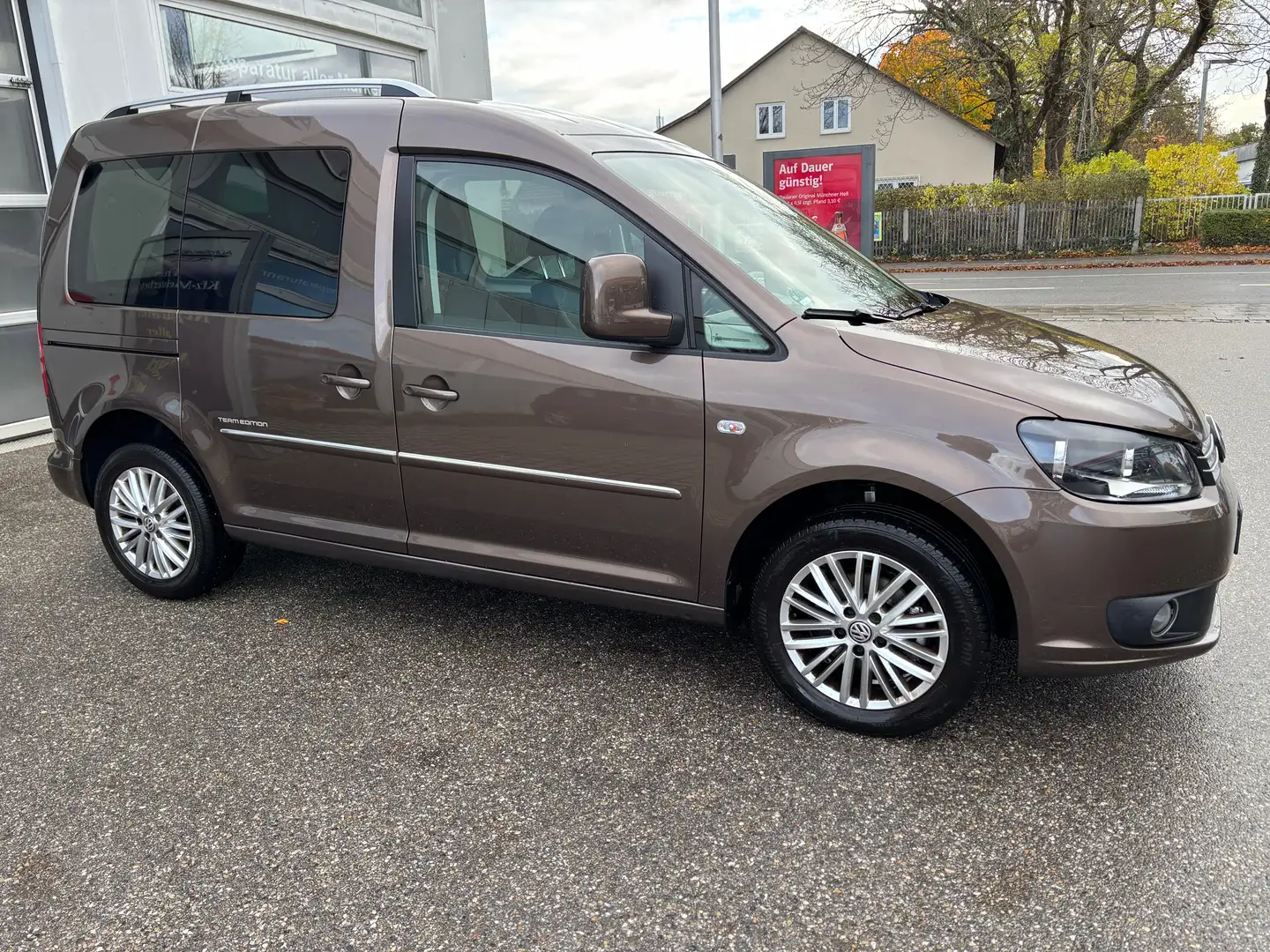 Volkswagen Caddy 1.2 (5-Si.) Team Edition Braun - 1