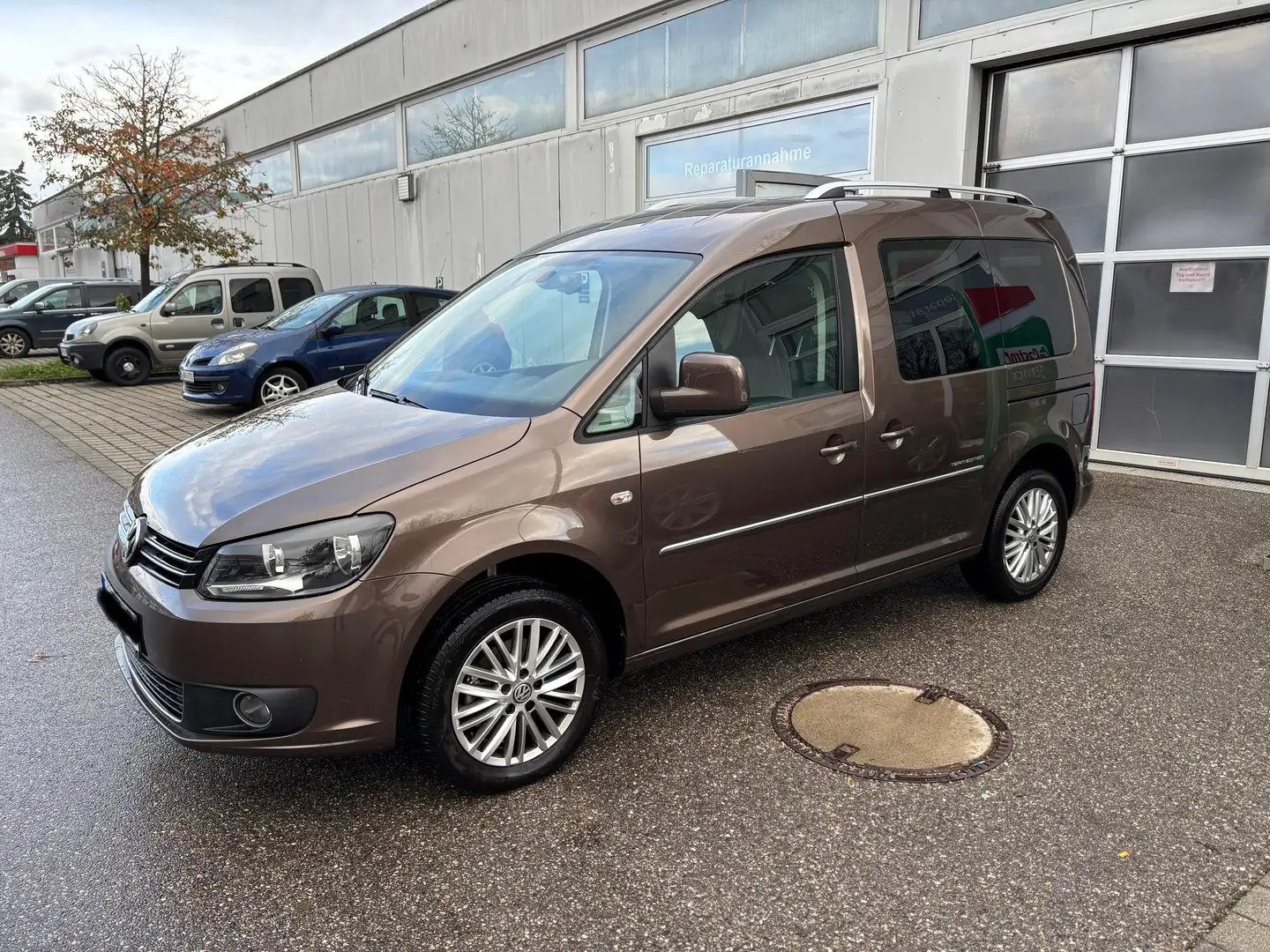 Volkswagen Caddy 1.2 (5-Si.) Team Edition Braun - 2