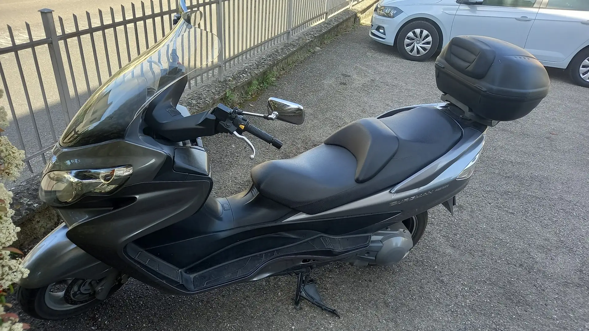 Suzuki Burgman 400 è perfetta Argent - 1