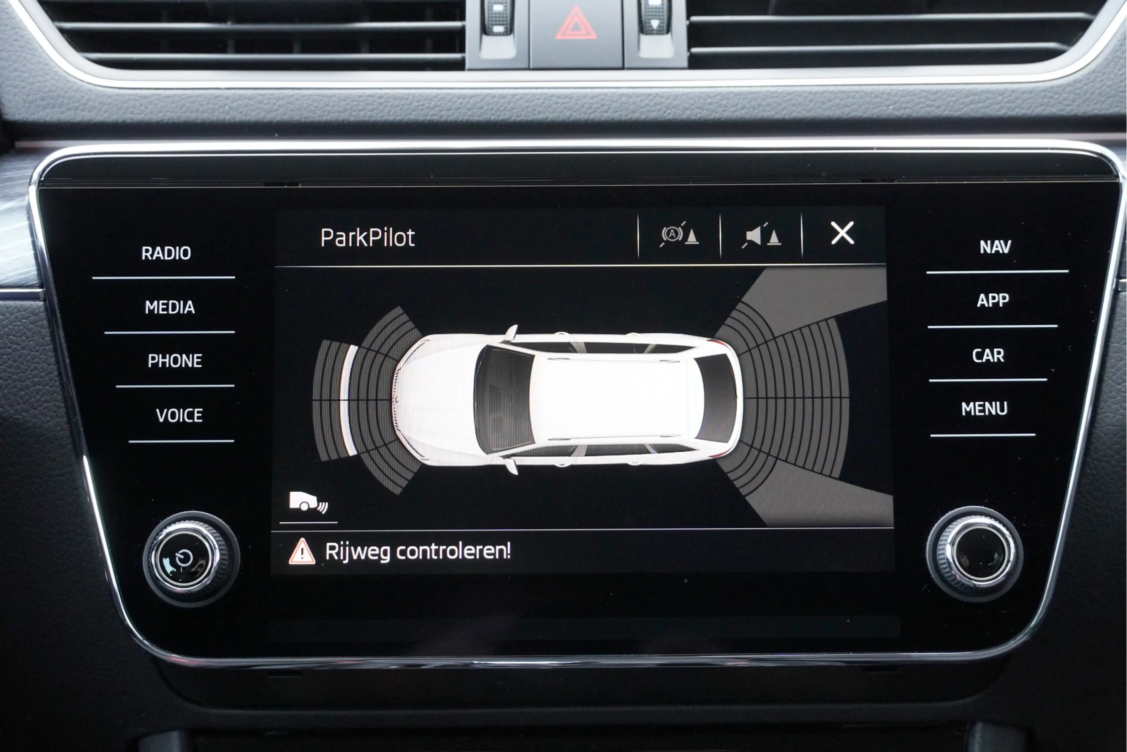 Skoda Superb Combi 1.5 TSI ACT 150PK! Automaat Business Edition — photo 32