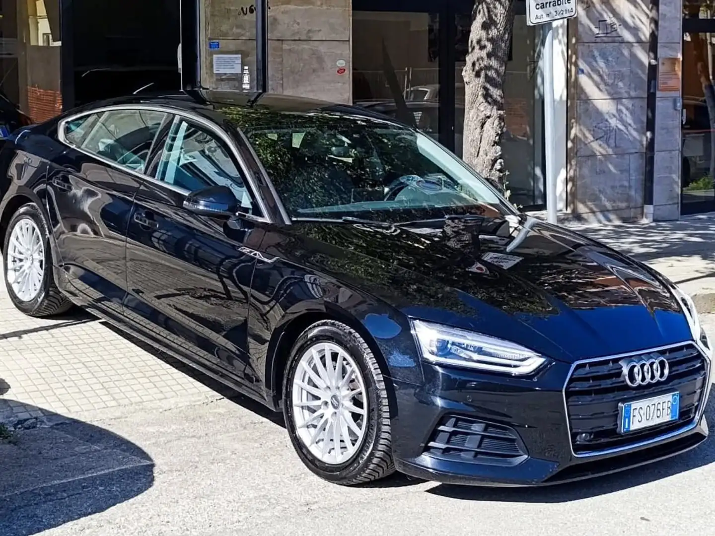 Audi A5 A5 Sportback 2.0 tfsi g-tron Business 170cv Zwart - 2