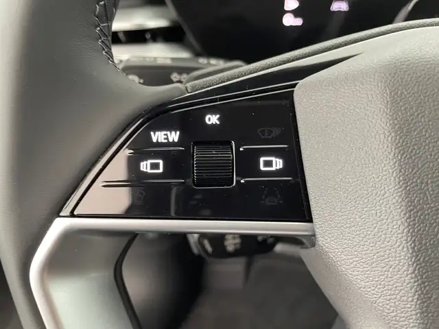 Audi A6 view 14
