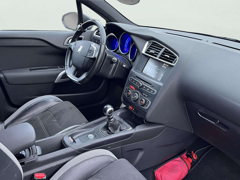 DS Automobiles DS 4 DS 4 1.2 PureTech Sport Chic S *GARANTIE* — photo 10