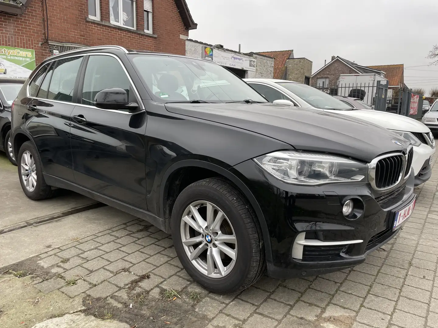 BMW X5 xDrive25d Zwart - 2