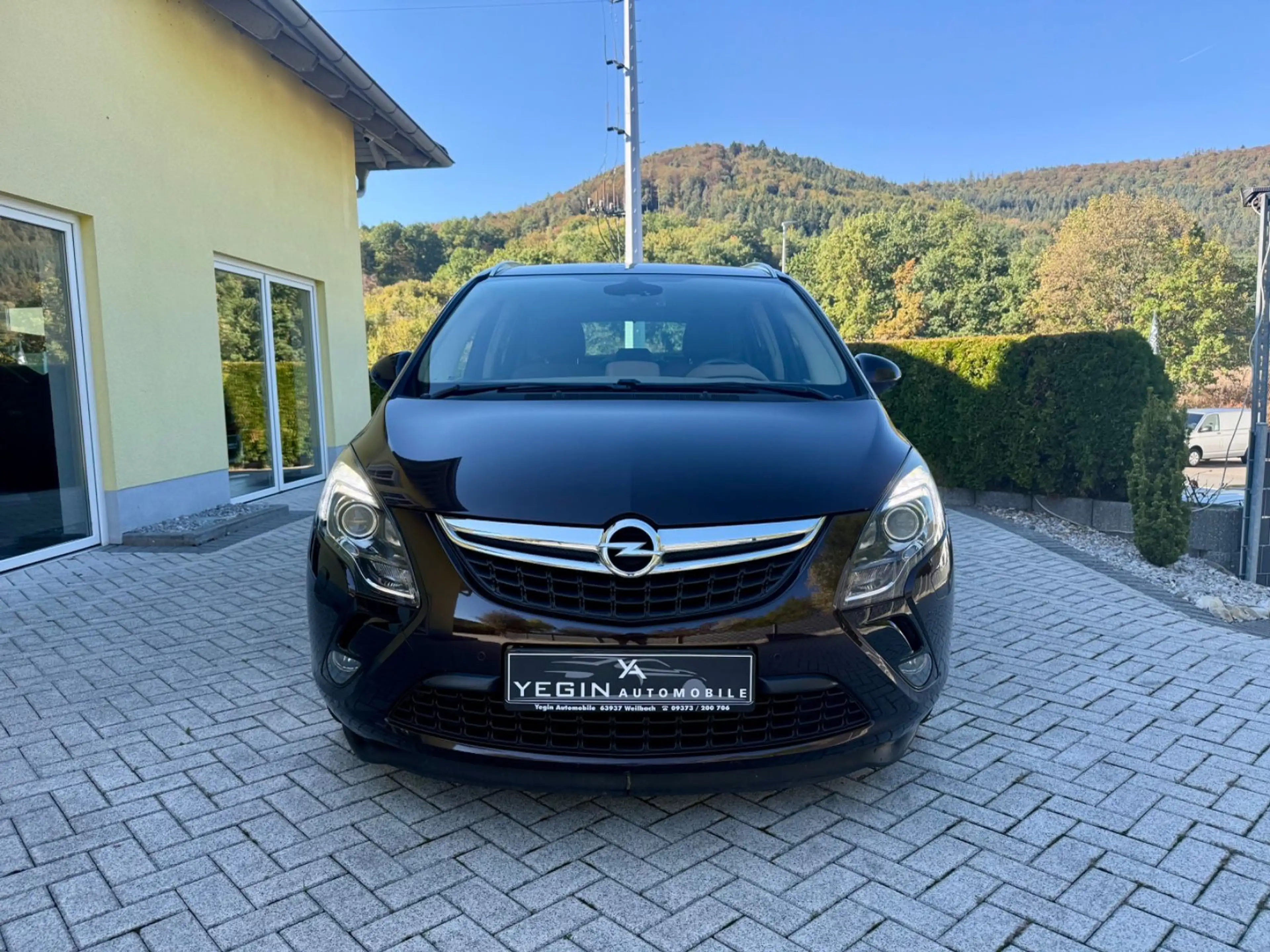 Opel Zafira C Tourer 2.0 CDTI Automatik Leder-7 Sitz — photo 3