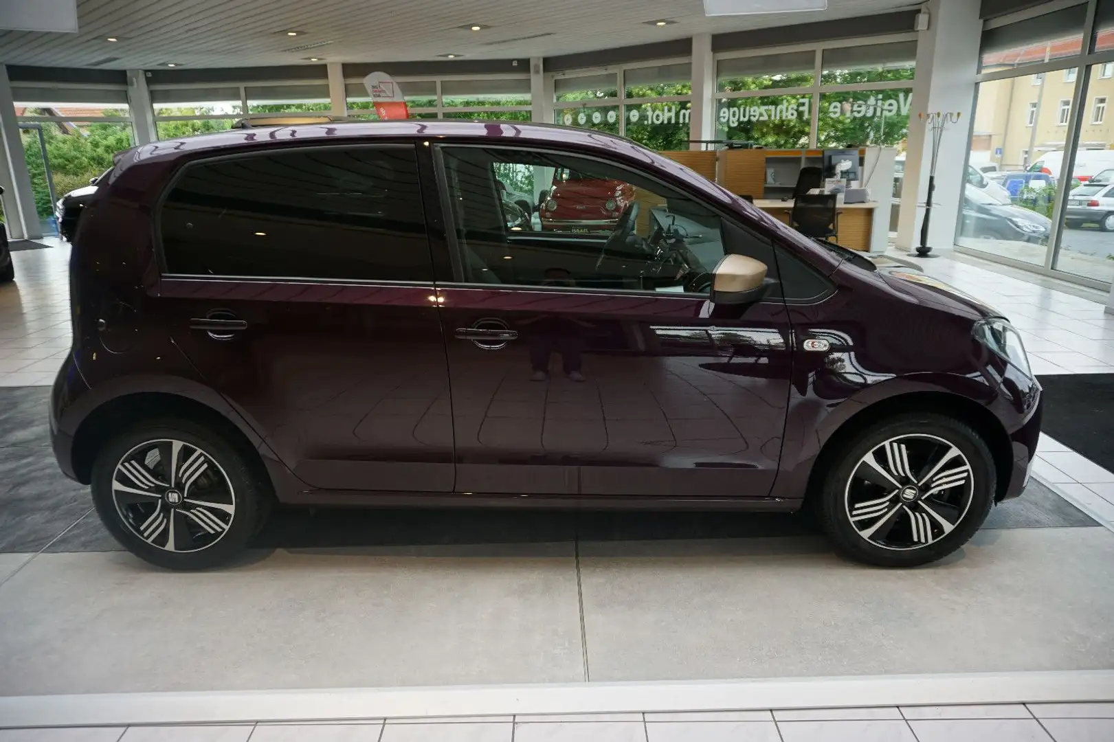 SEAT Mii Cosmopolitan KLIMA, SITZHEIZUNG, ALCANTARA Violet - 2