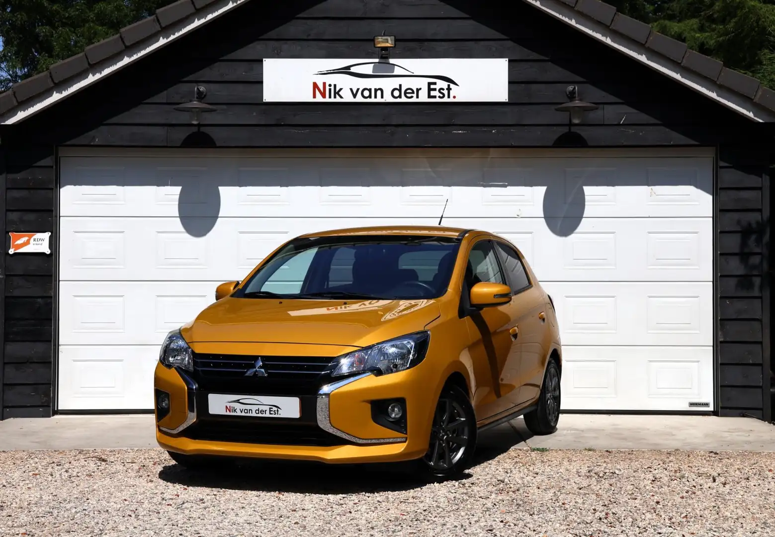Mitsubishi Space Star 1.2 Nova-Clima-Stoelverwarming-Navi Gelb - 2