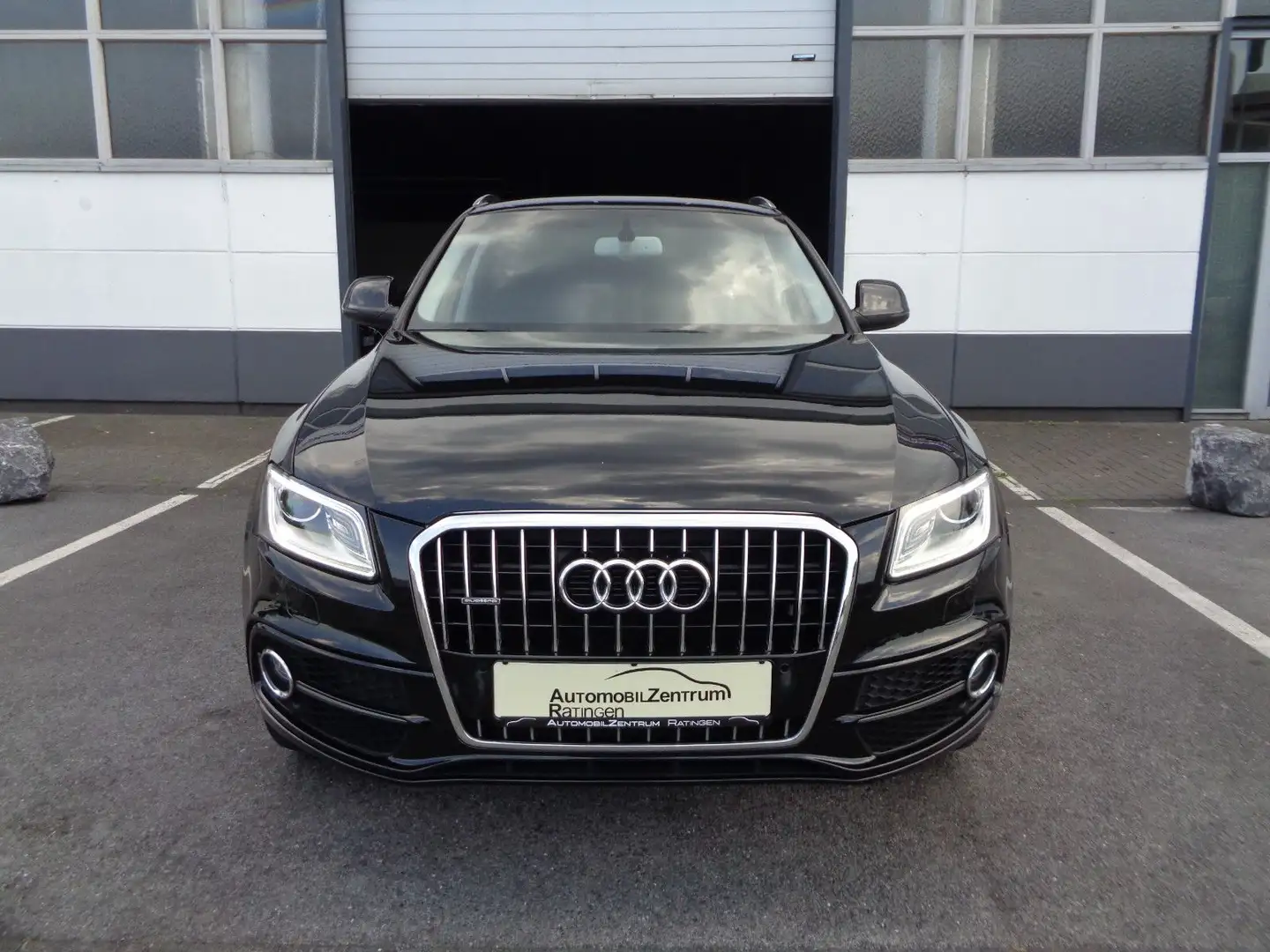 Audi Q5 2.0 TDI qu S-tronic *S-LINE*LEDER*XEN*AHK*20" Schwarz - 2