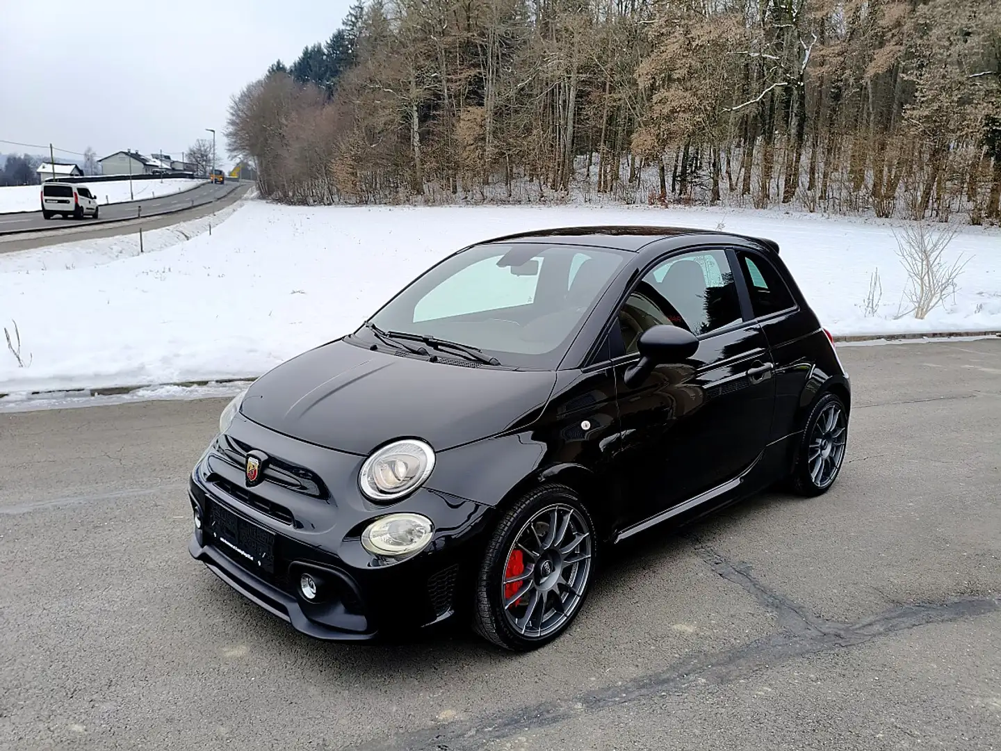 Abarth 595 Abarth 595 Esseesse *Akrapovic *Sabelt *Beats A... Schwarz - 2