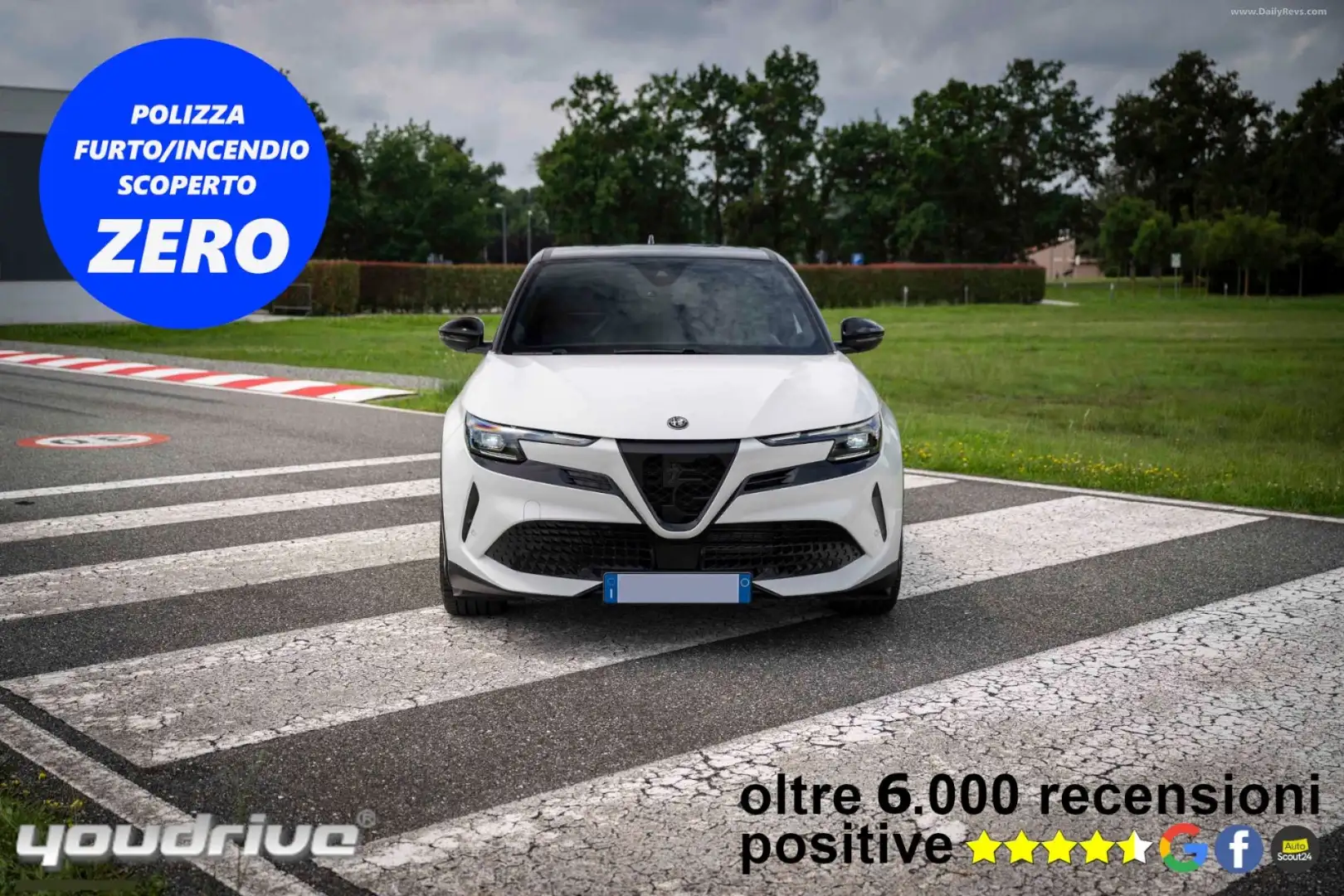 Alfa Romeo Junior 1.2 136 CV Hybrid eDCT6 Speciale KM0 Bianco - 1