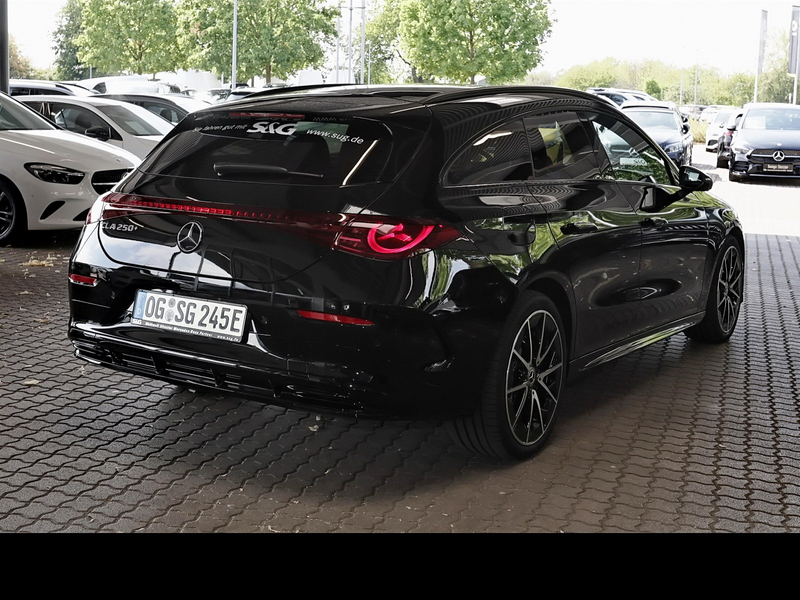 Mercedes-Benz CLA 250 + AMG MBUX+RüKam+M-LED+19 — photo 2