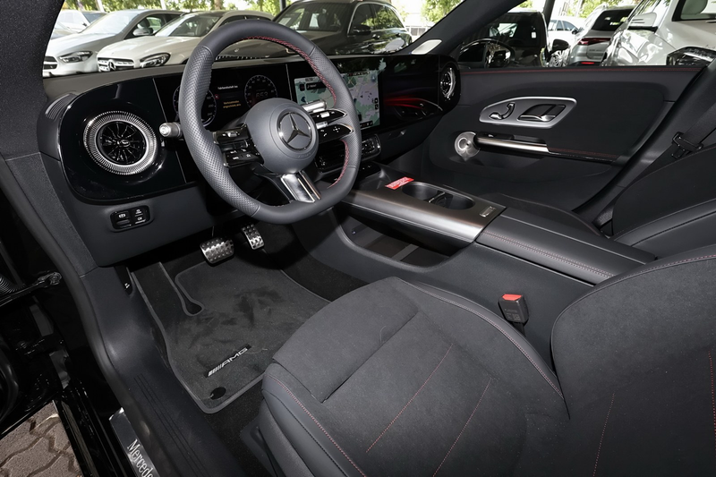 Mercedes-Benz CLA 250 + AMG MBUX+RüKam+M-LED+19 — photo 9