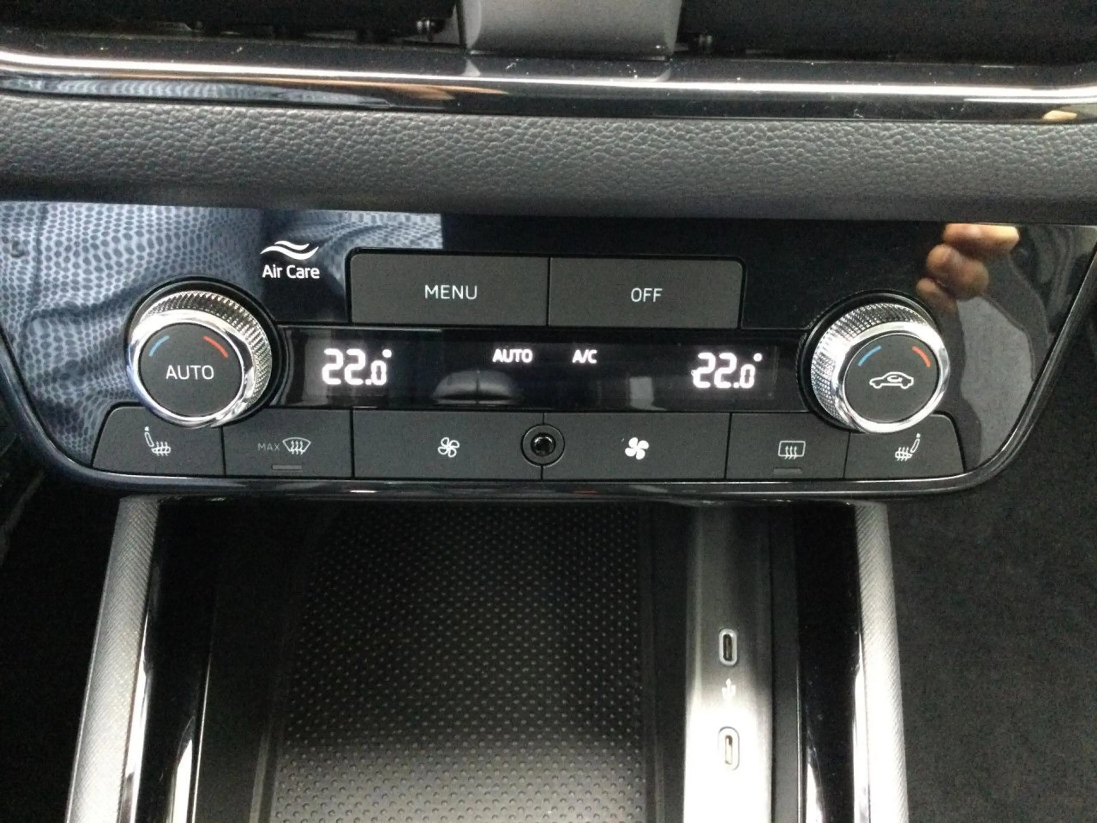 Skoda Kamiq 1.0 TSI DSG Selection LED ACC APP Kamera — photo 9