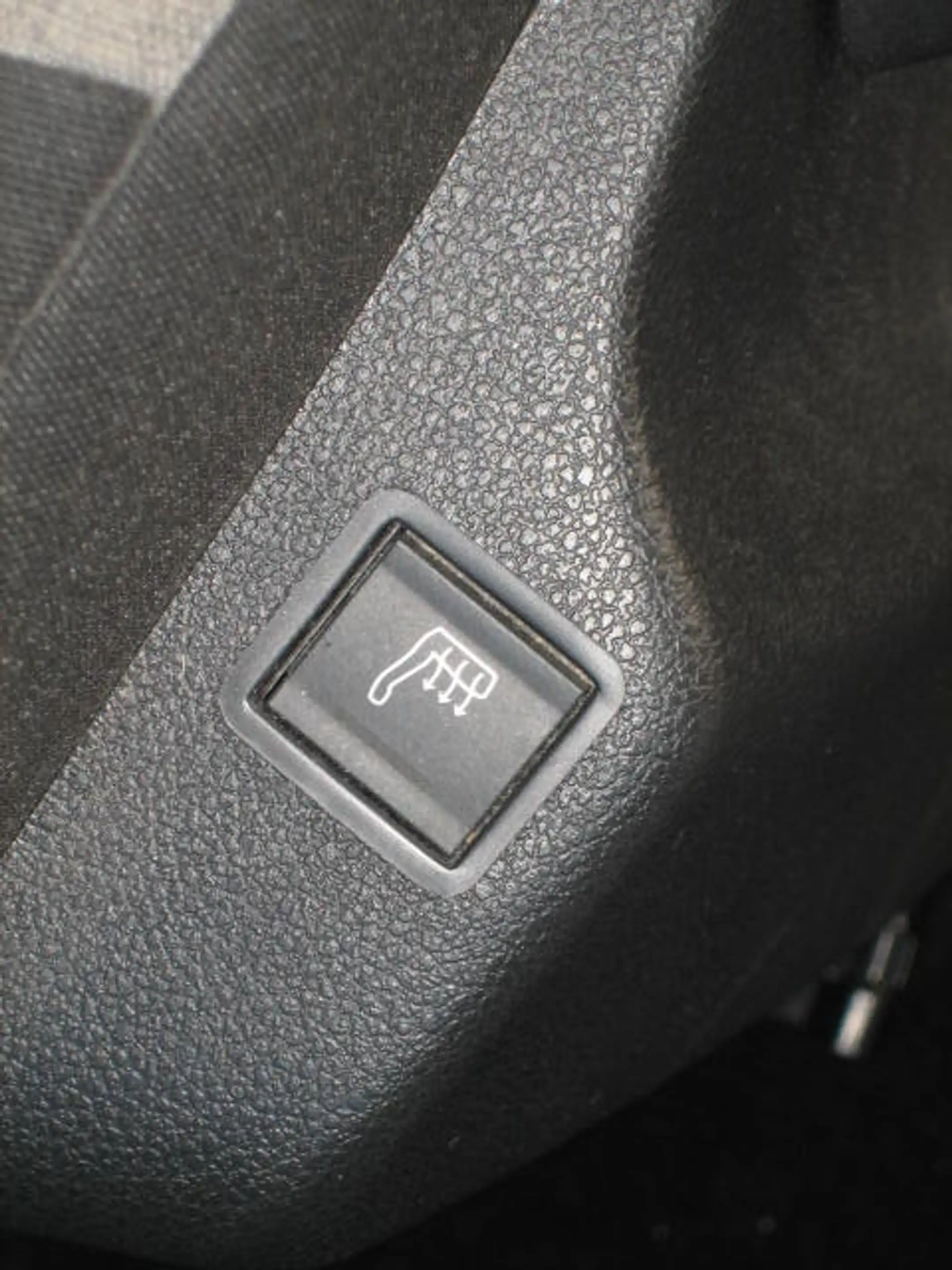 Citroen Berlingo Feel M Kamera SHZ — photo 7