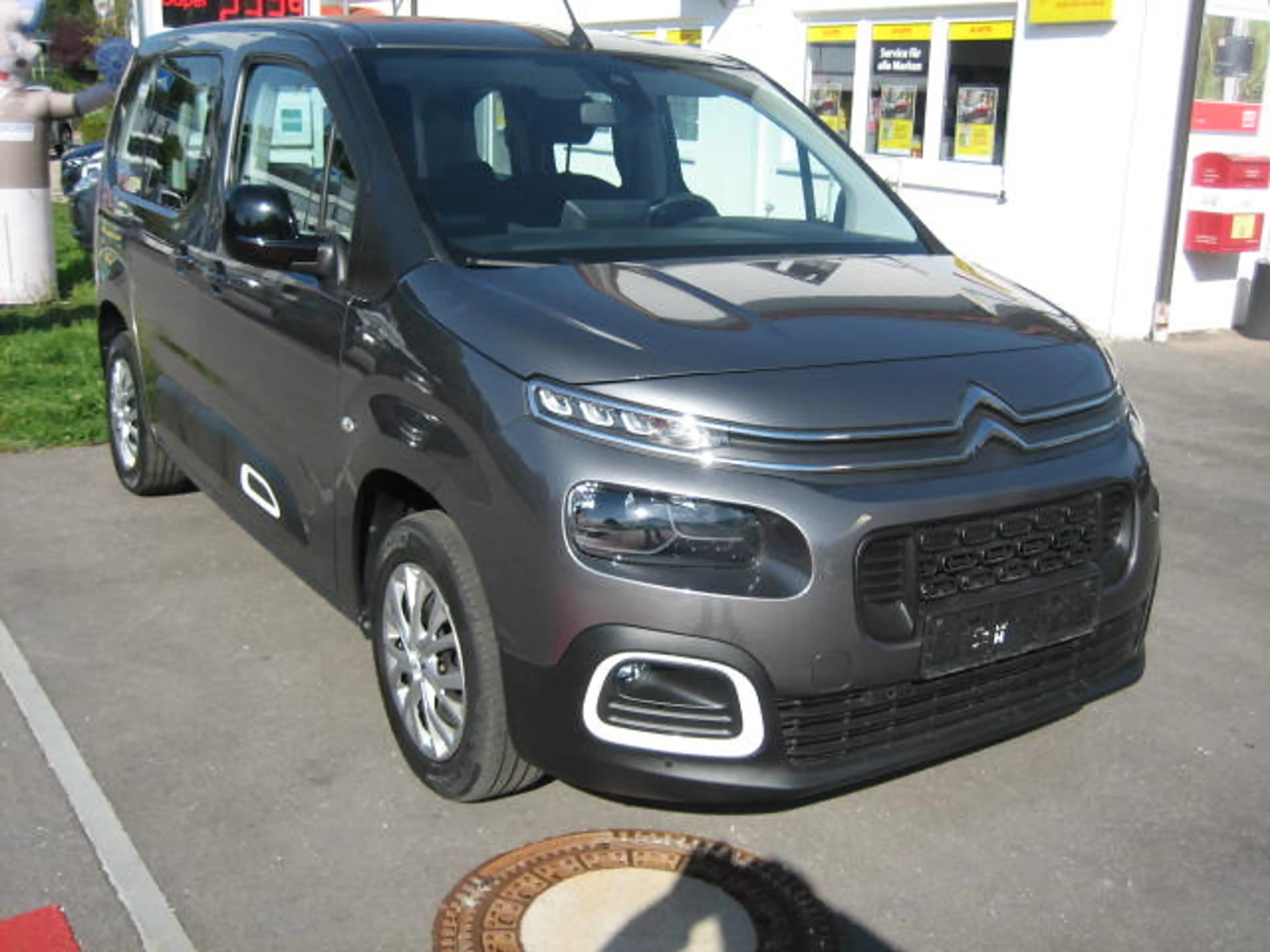 Citroen Berlingo Feel M Kamera SHZ — photo 2