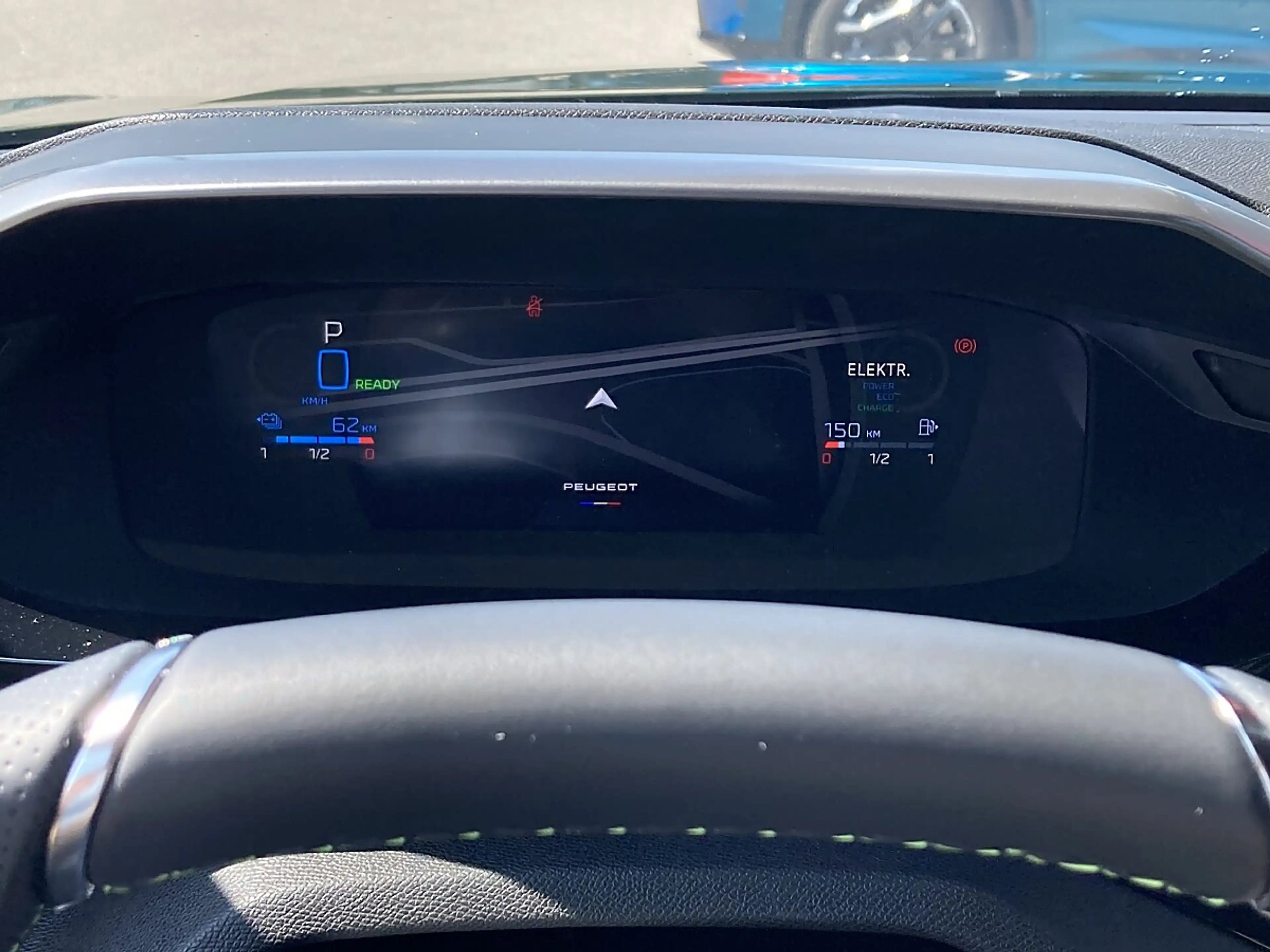 Peugeot 408 PHEV 240 e-DCS7 GT Exclusive — photo 8