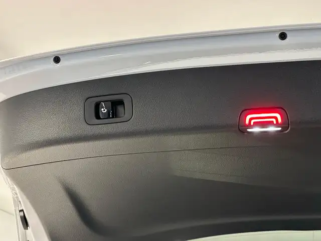 Mercedes-Benz GLC 300 d 4MATIC Ansicht 16